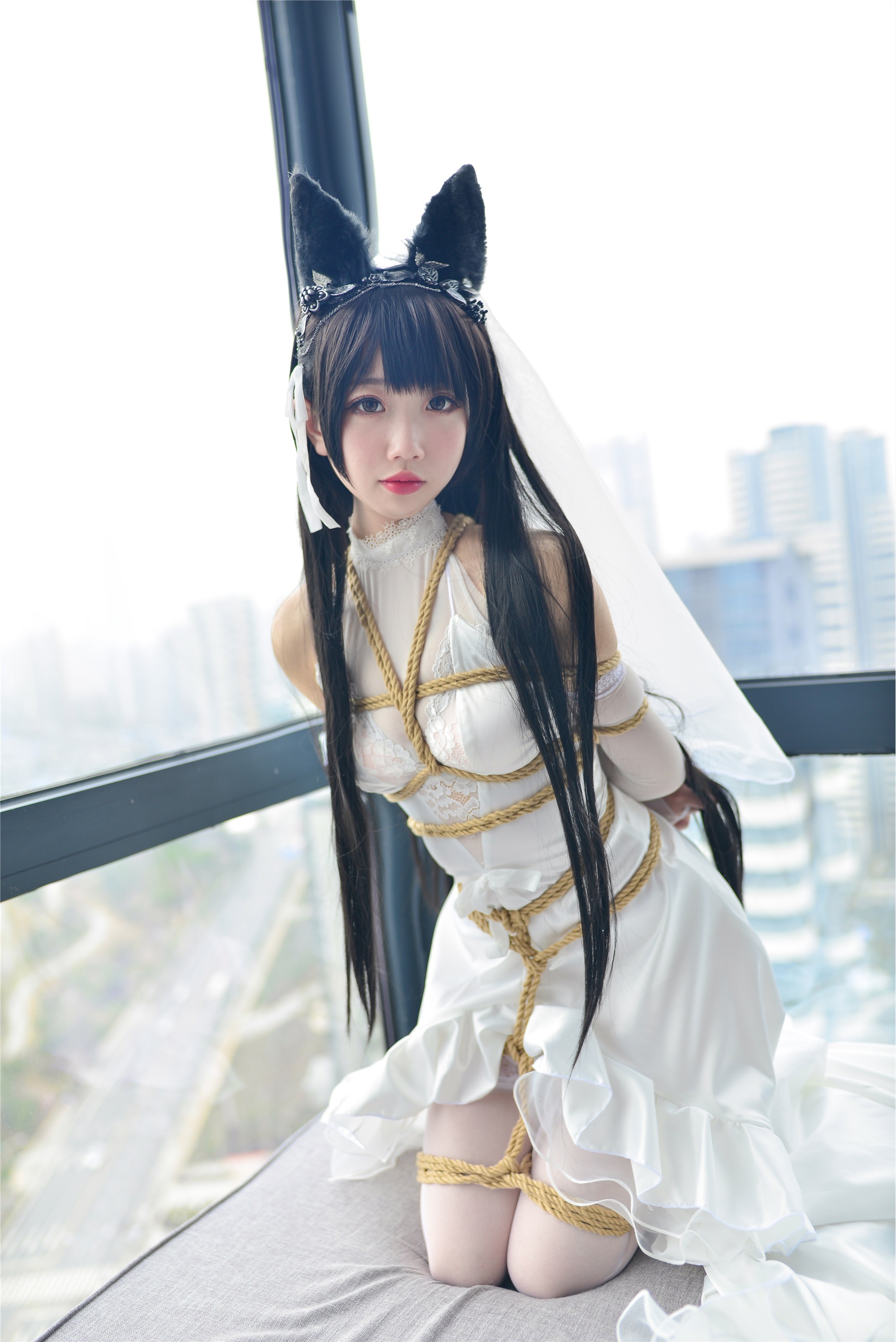 Miss cos sister Xueqi - Aitang high heel legs and wedding dress