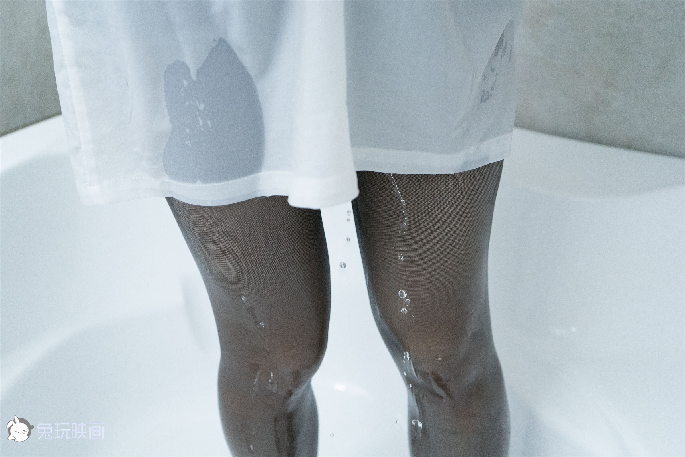 Playing with water in bathtub