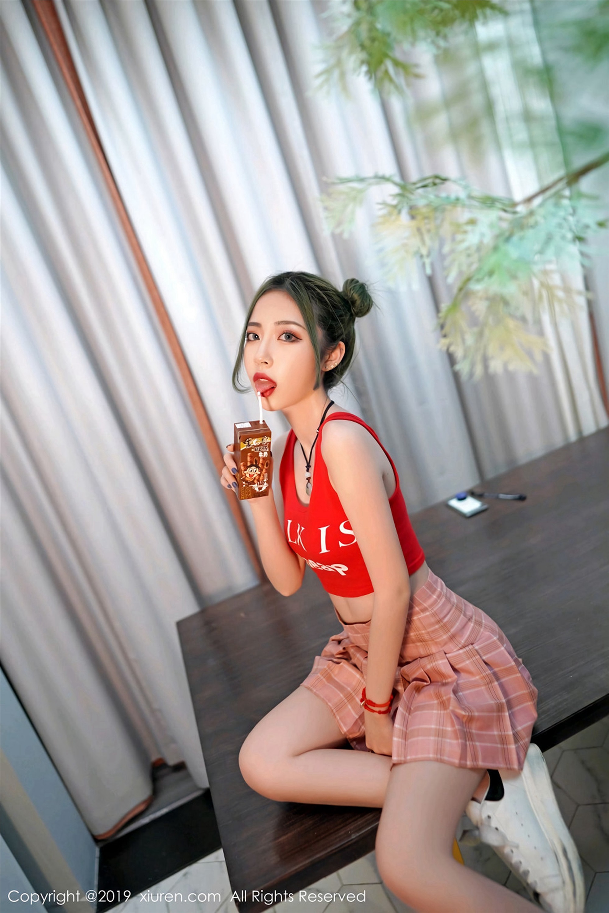 秀人网美媛馆 2019-07-16 Vol.1550 贾诗晗