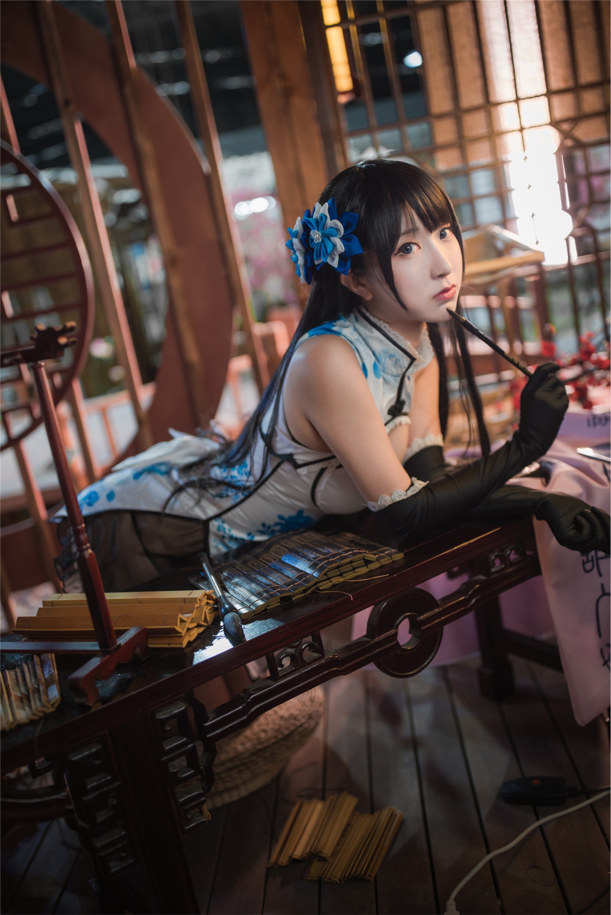 Younger sister of Coser Heichuan