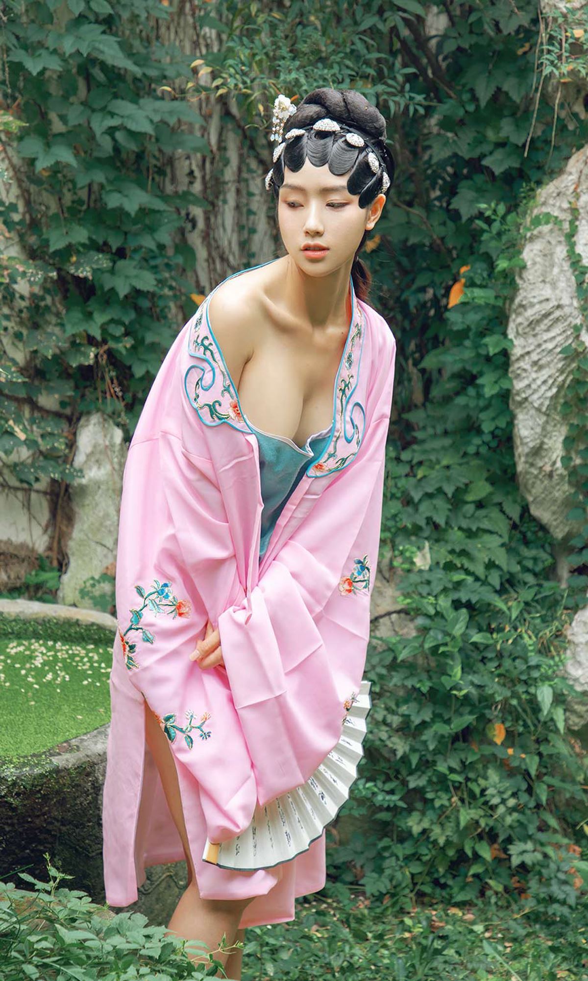 Ugirls' magazine no.1576 Fang Zixuan