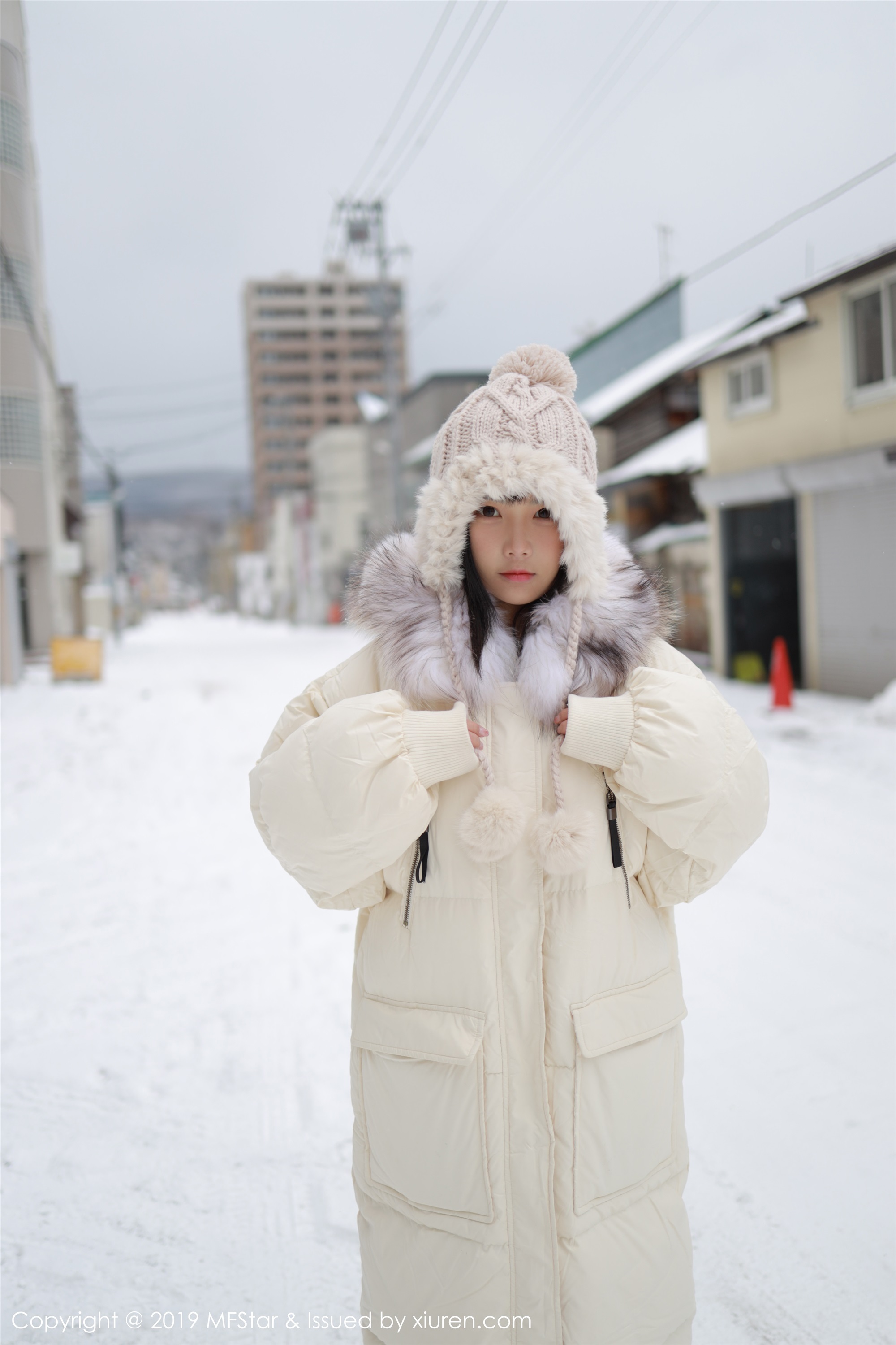 MFStar模范学院 2019.12.30 VOL.246 室外冰天雪地街头上 徐微微mia