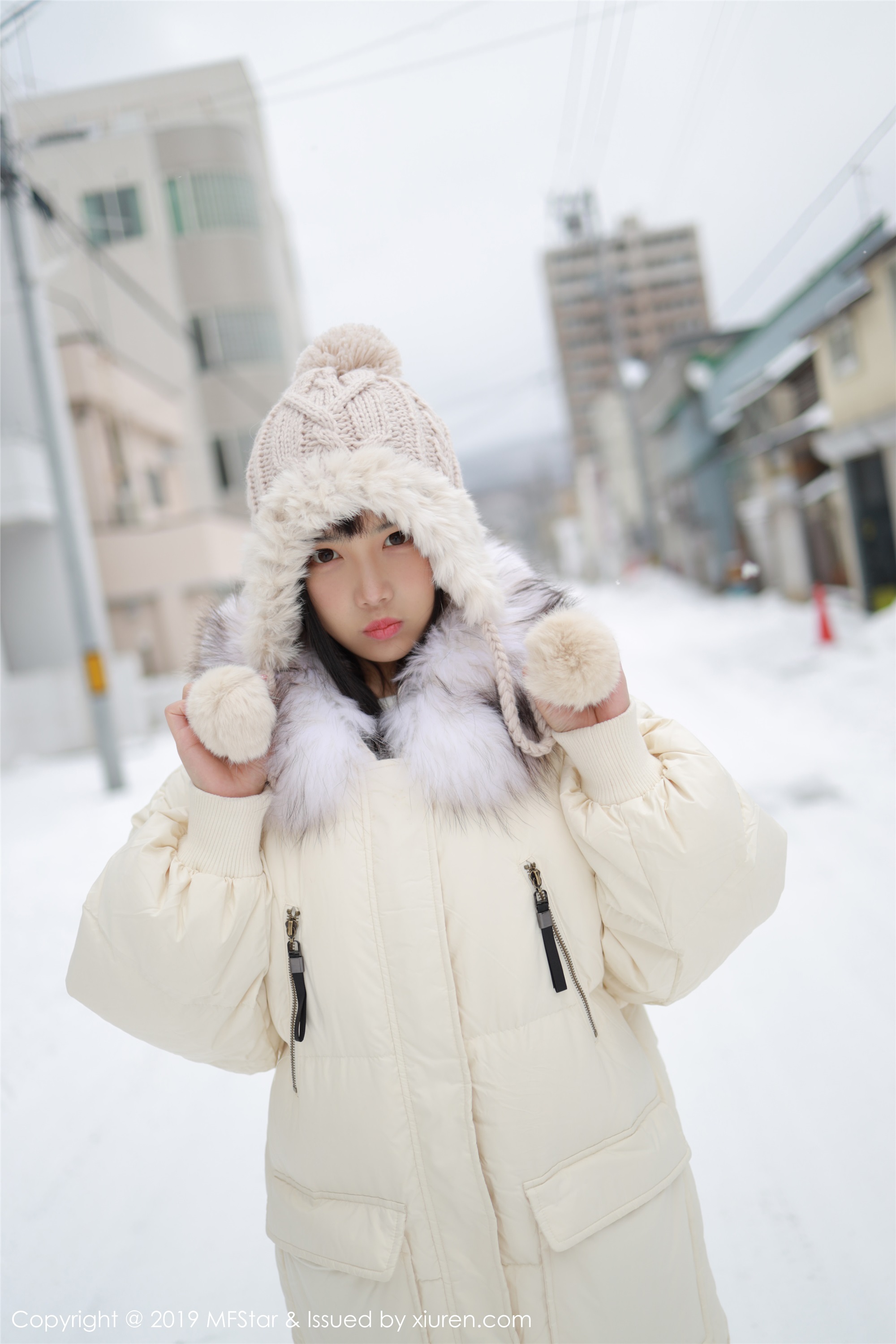 MFStar模范学院 2019.12.30 VOL.246 室外冰天雪地街头上 徐微微mia