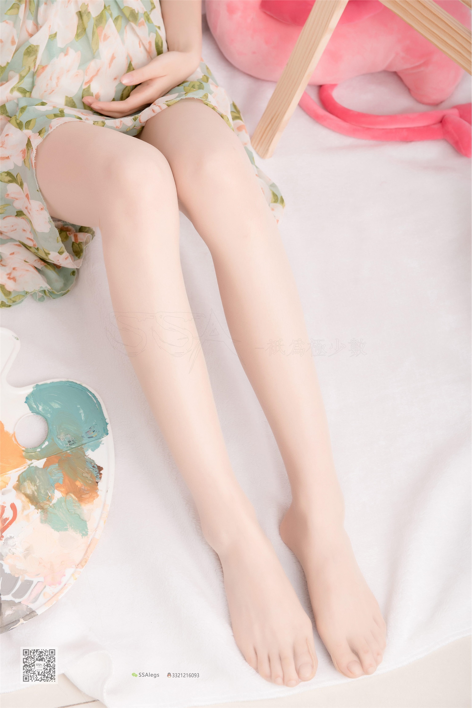 SSA silk society no.022 little Qiqi incarnate soul painter import meat Si big long legs feet close up