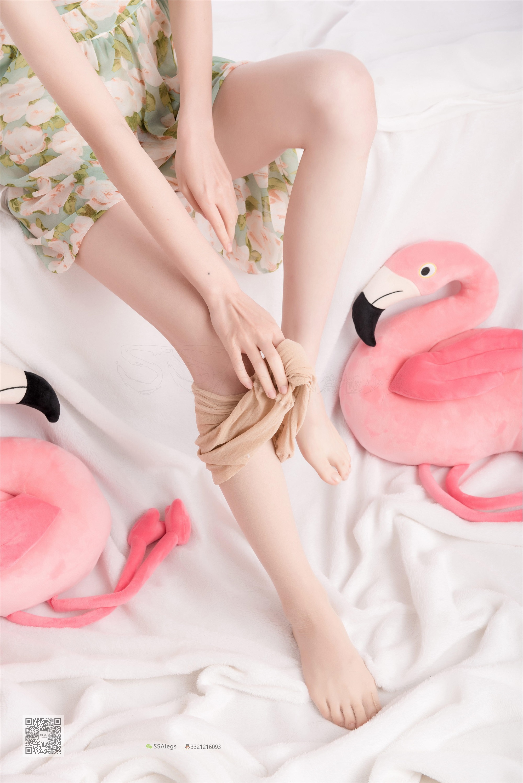 SSA silk society no.022 little Qiqi incarnate soul painter import meat Si big long legs feet close up