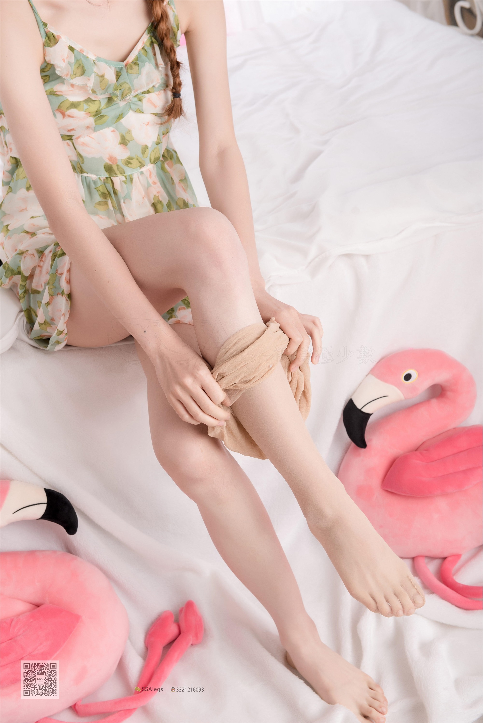 SSA silk society no.022 little Qiqi incarnate soul painter import meat Si big long legs feet close up