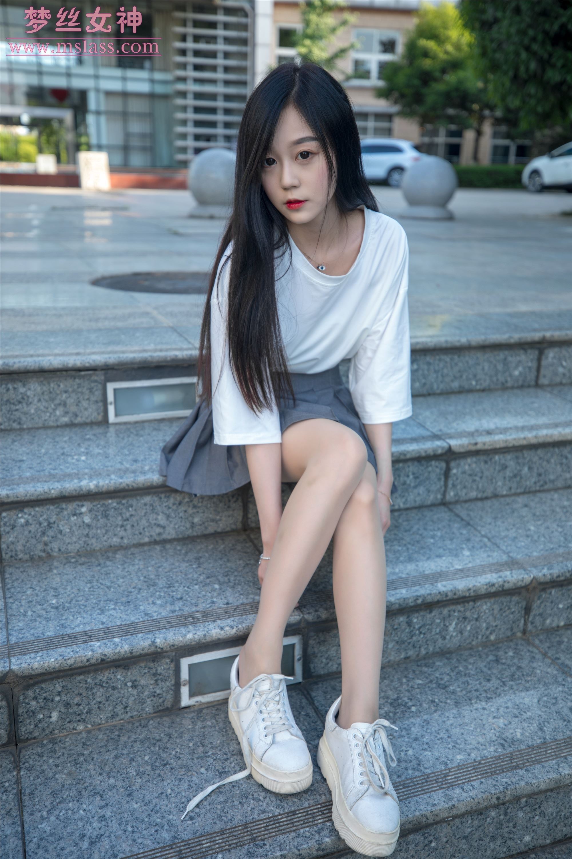 MSLASS梦丝女神 2019-06-13 Vol.034 灵灵 甜静的明星脸