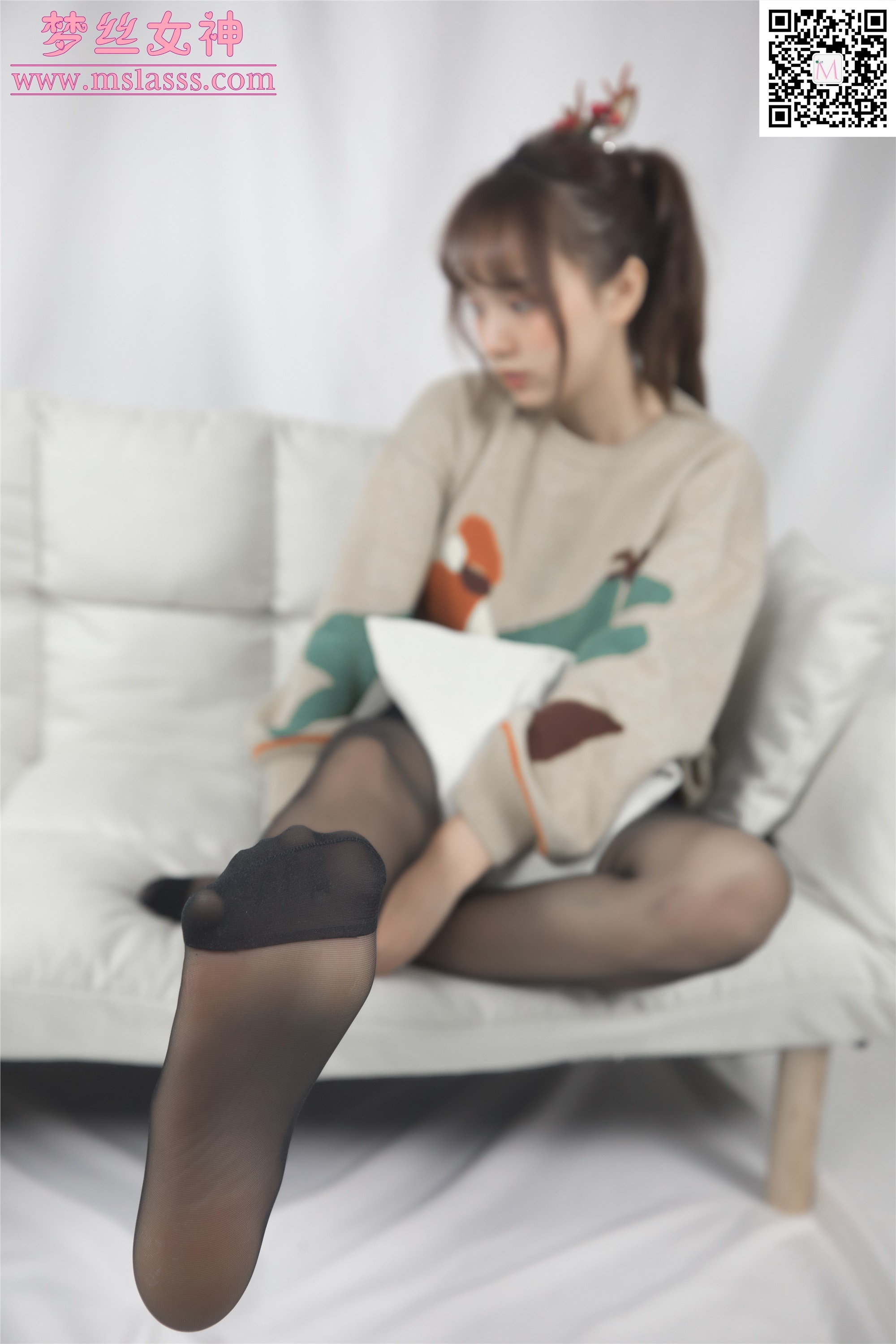MSLASS梦丝女神 2020-01-05 Vol.087 玥玥 黑丝袜的搭配