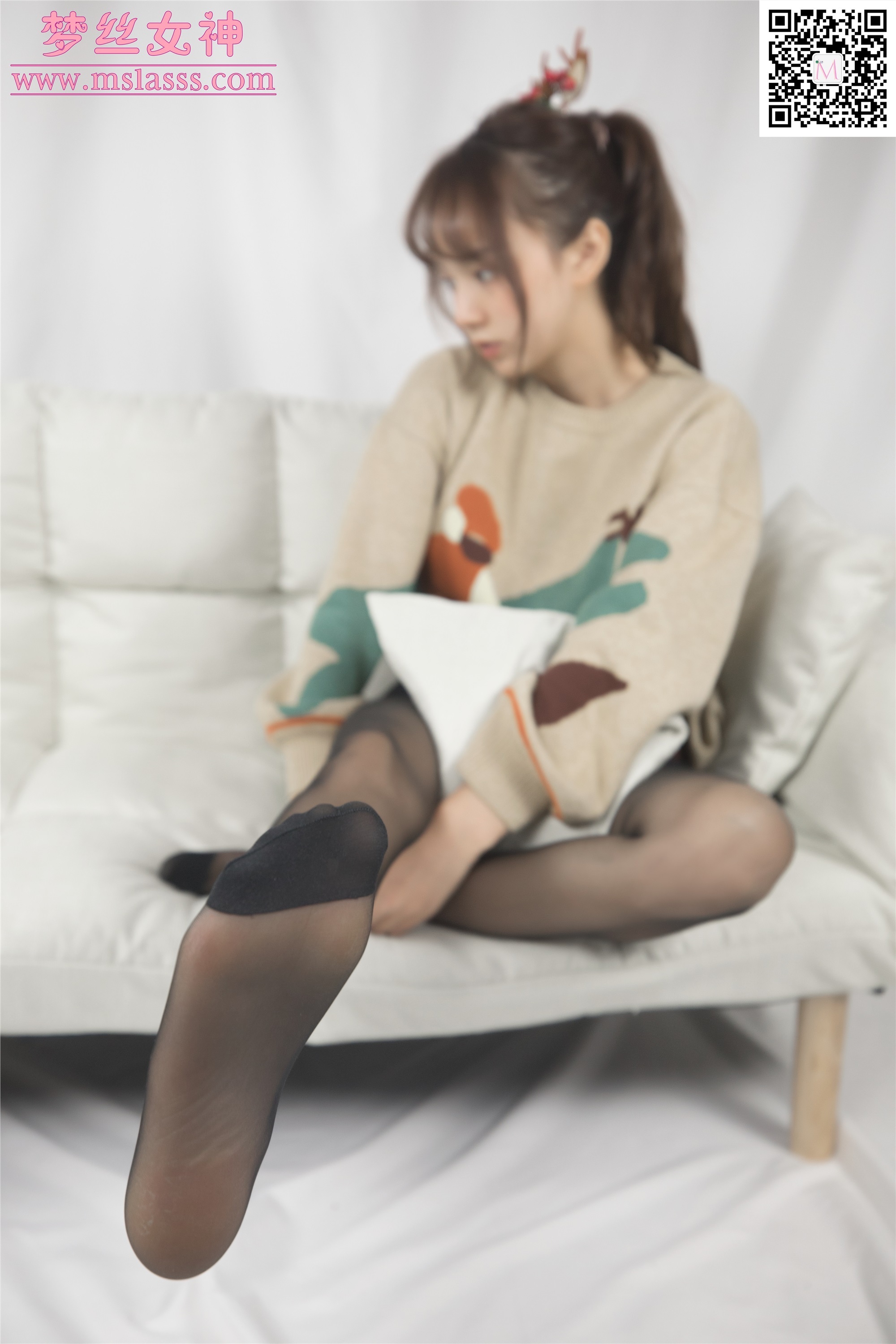 MSLASS梦丝女神 2020-01-05 Vol.087 玥玥 黑丝袜的搭配