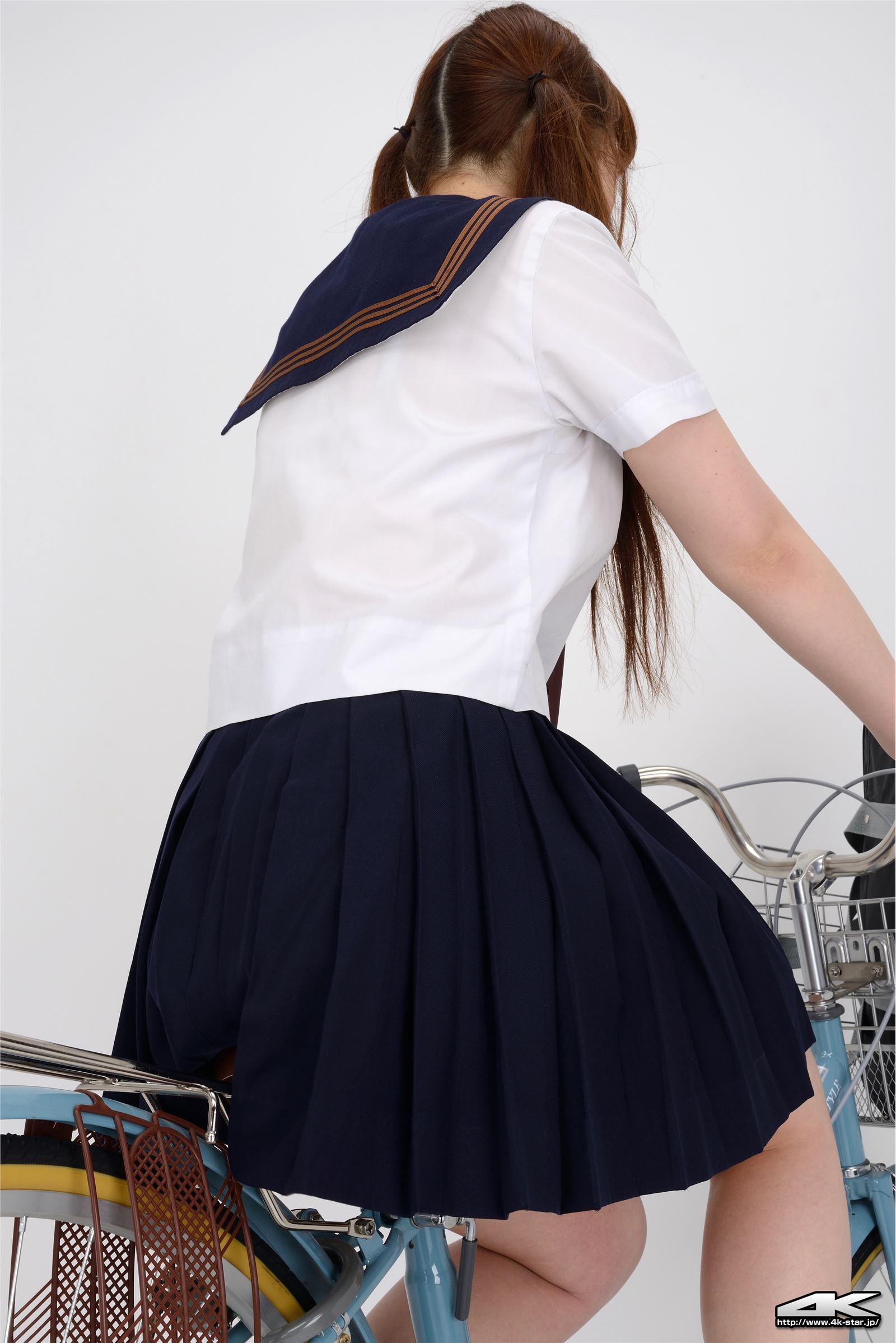 [4K-STAR]2017.12.06 Rumi Kayama 香山ルミ Uniforms and bicycles