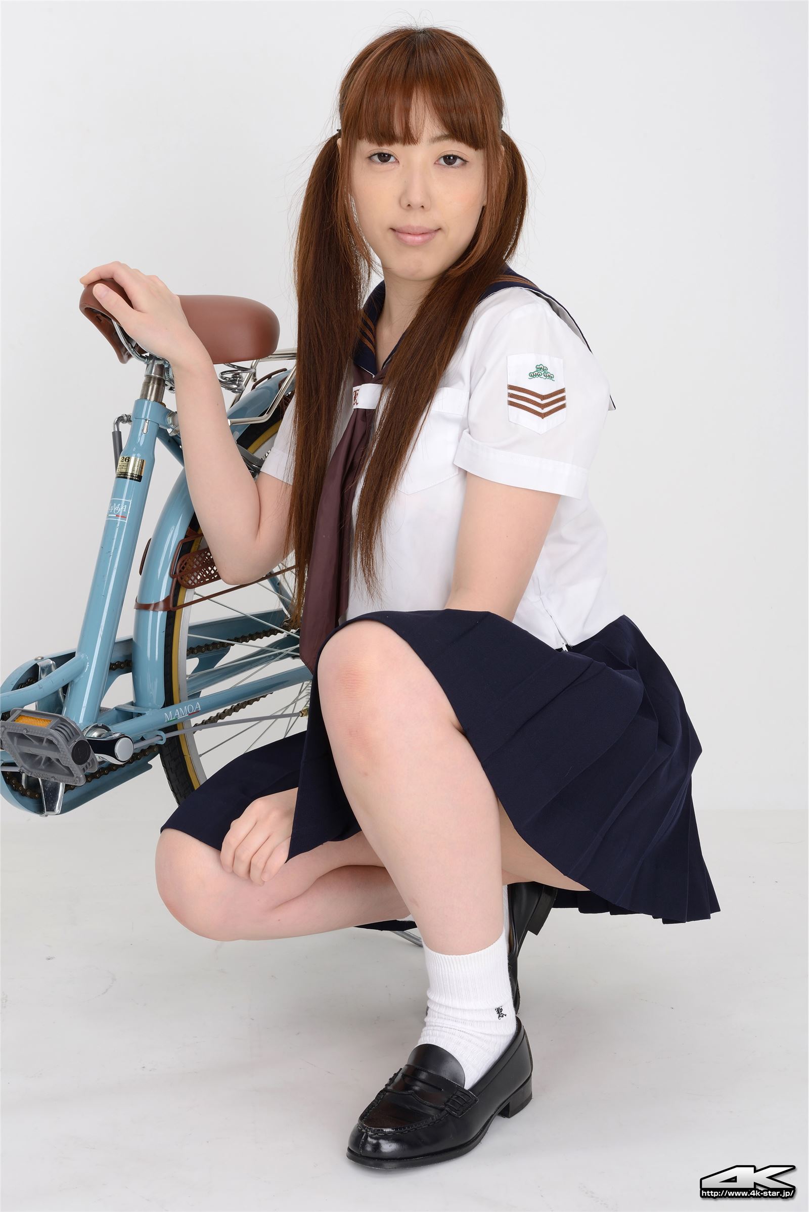 [4K-STAR]2017.12.06 Rumi Kayama 香山ルミ Uniforms and bicycles