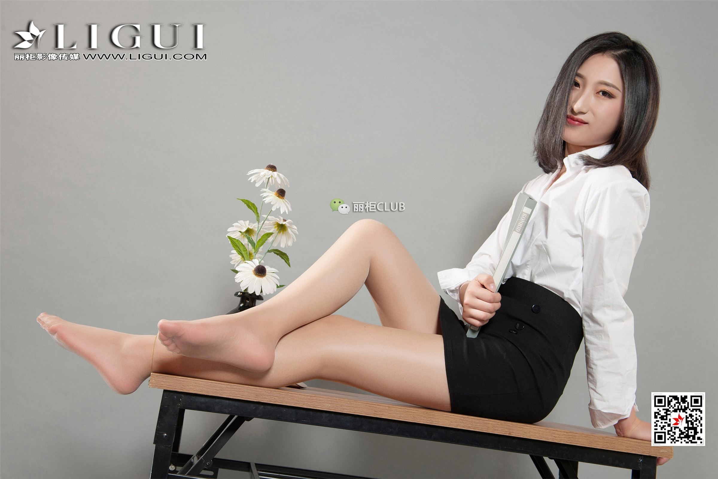 [ligui cabinet] February 14, 2018 online beauty model Ruan Ruan