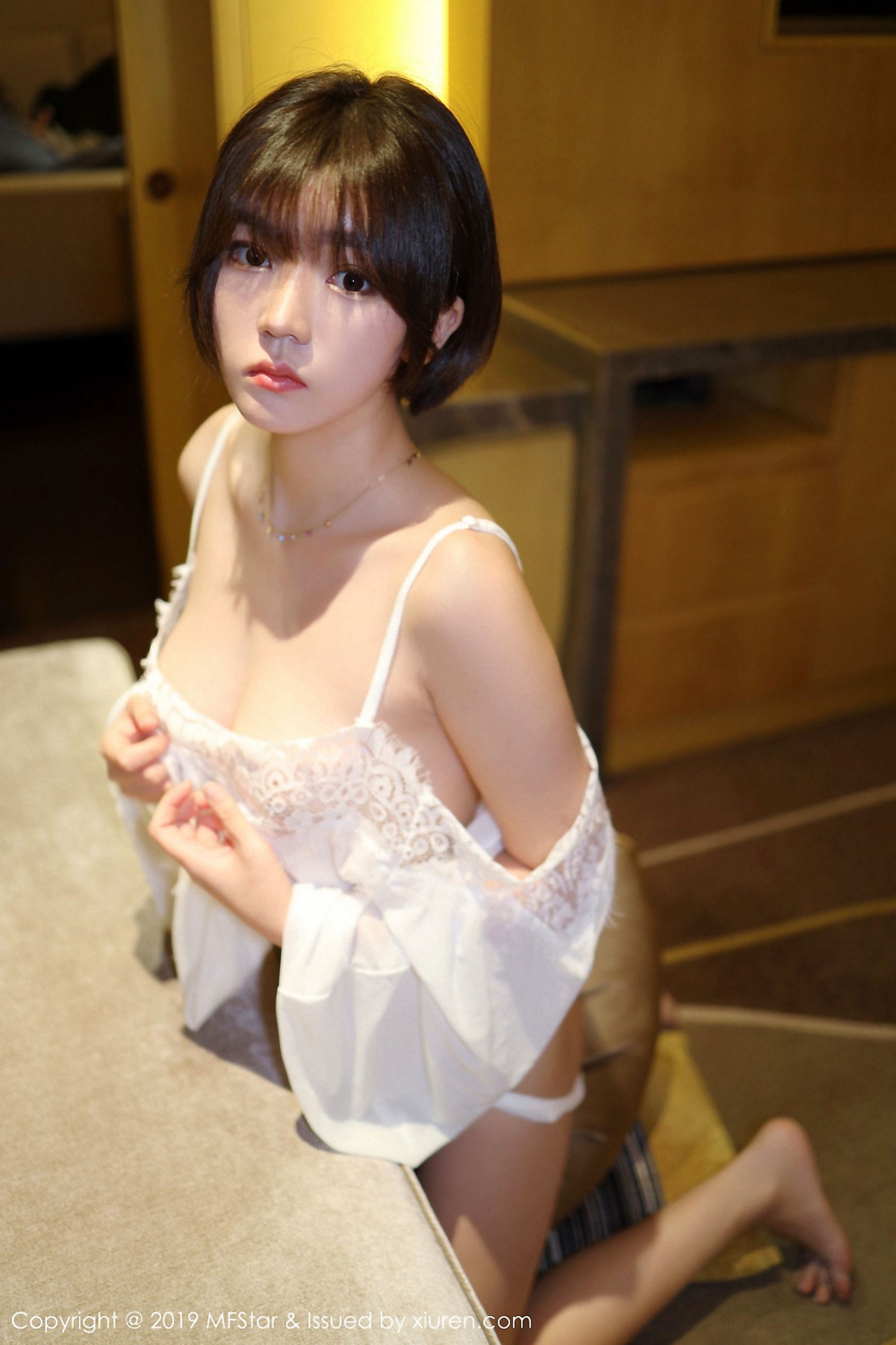 [MFStar]模范学院 2019-04-01 Vol.183 blueblue77