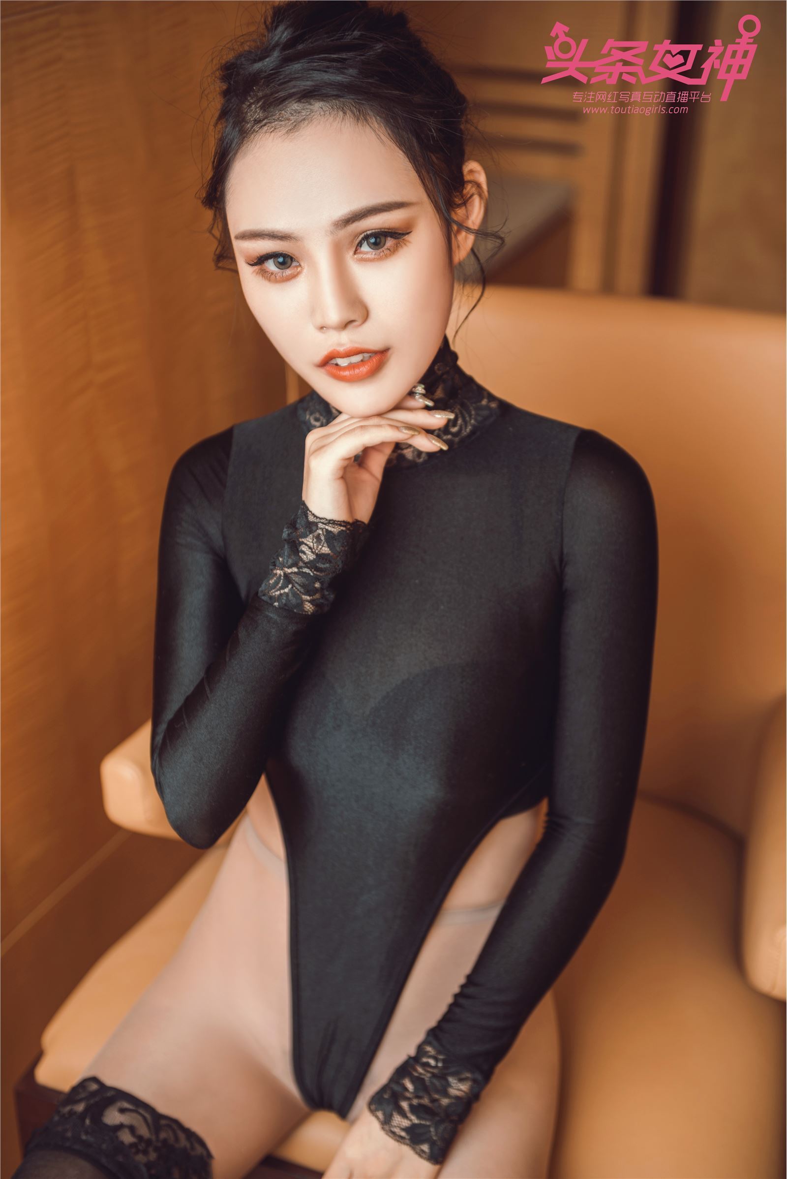 [Toutiao headline goddess] November 8, 2017 Kitty