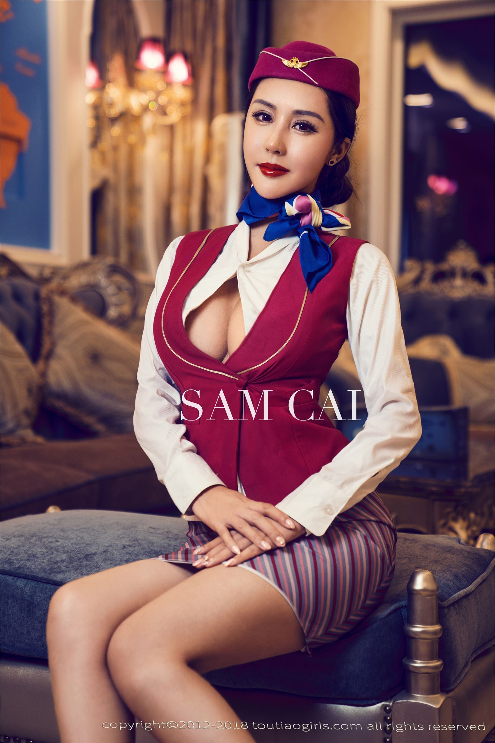 [Toutiao headline goddess] April 7, 2018 Miss Cai's personal stewardess