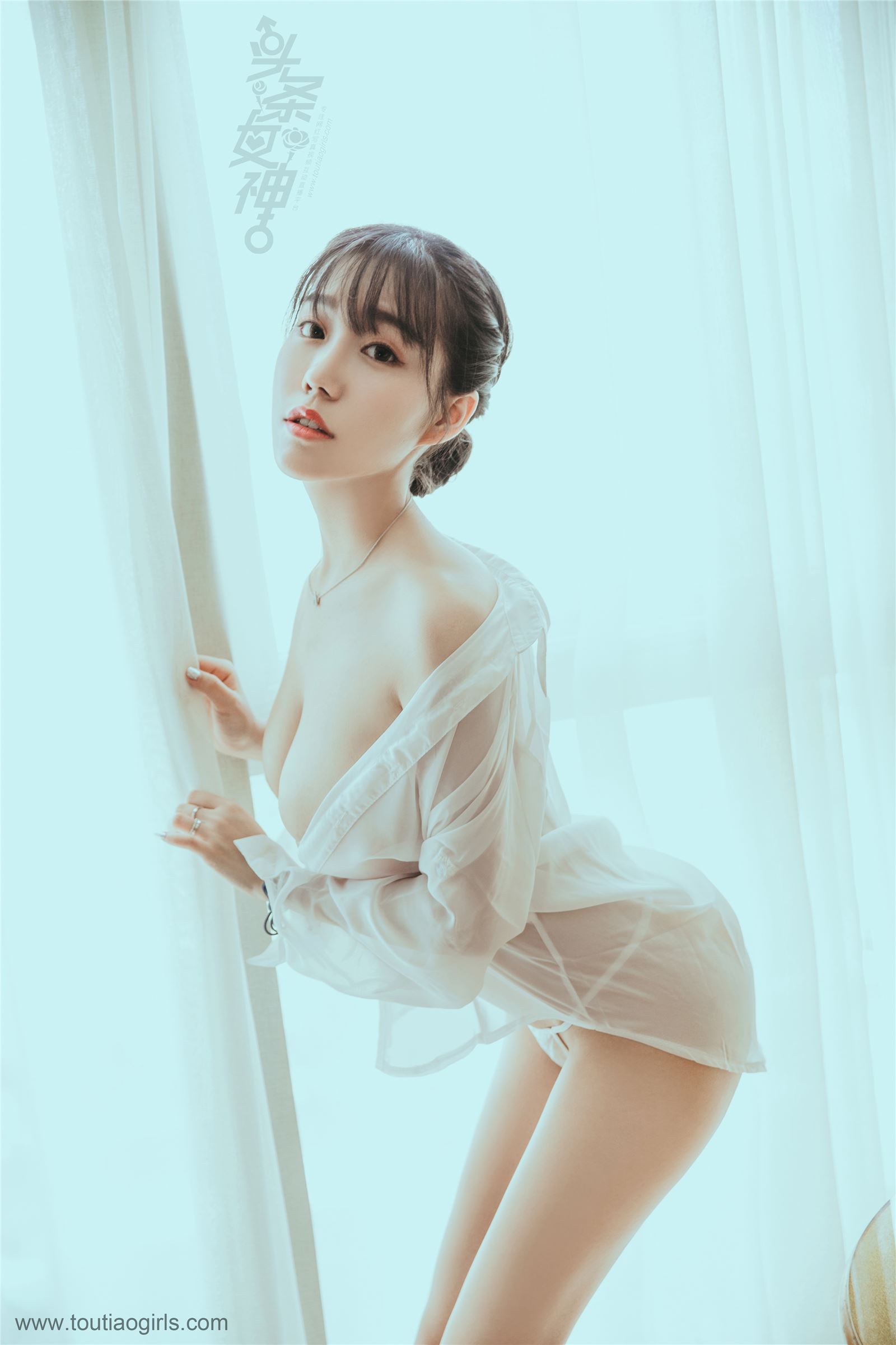 [Toutiao headline goddess] June 30, 2018 Chen Yifei