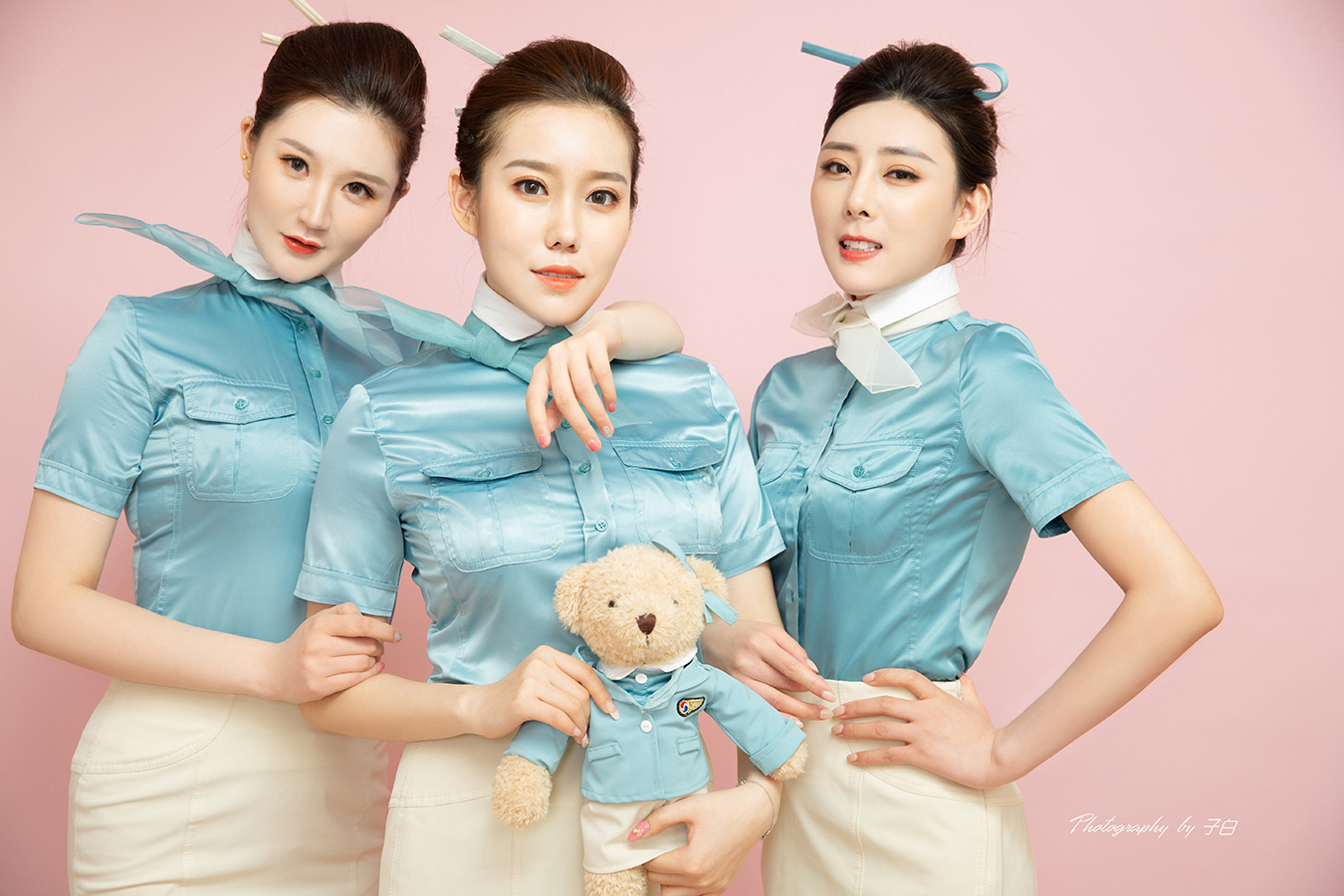 [Toutiao headline goddess] April 1, 2019 cos Korean Air Stewardess
