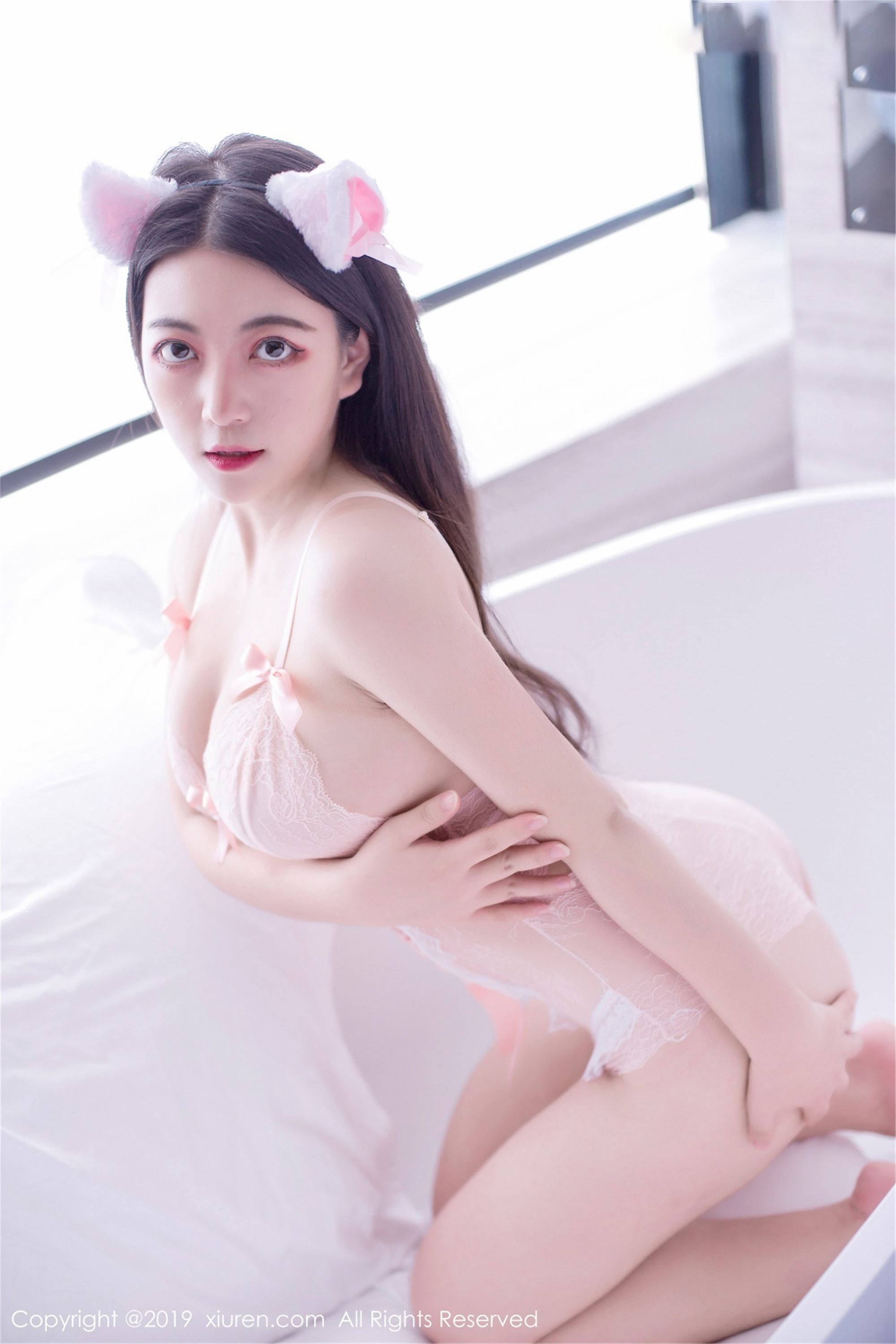 [xiuren.com] April 17, 2019 no.1402 Annie baby