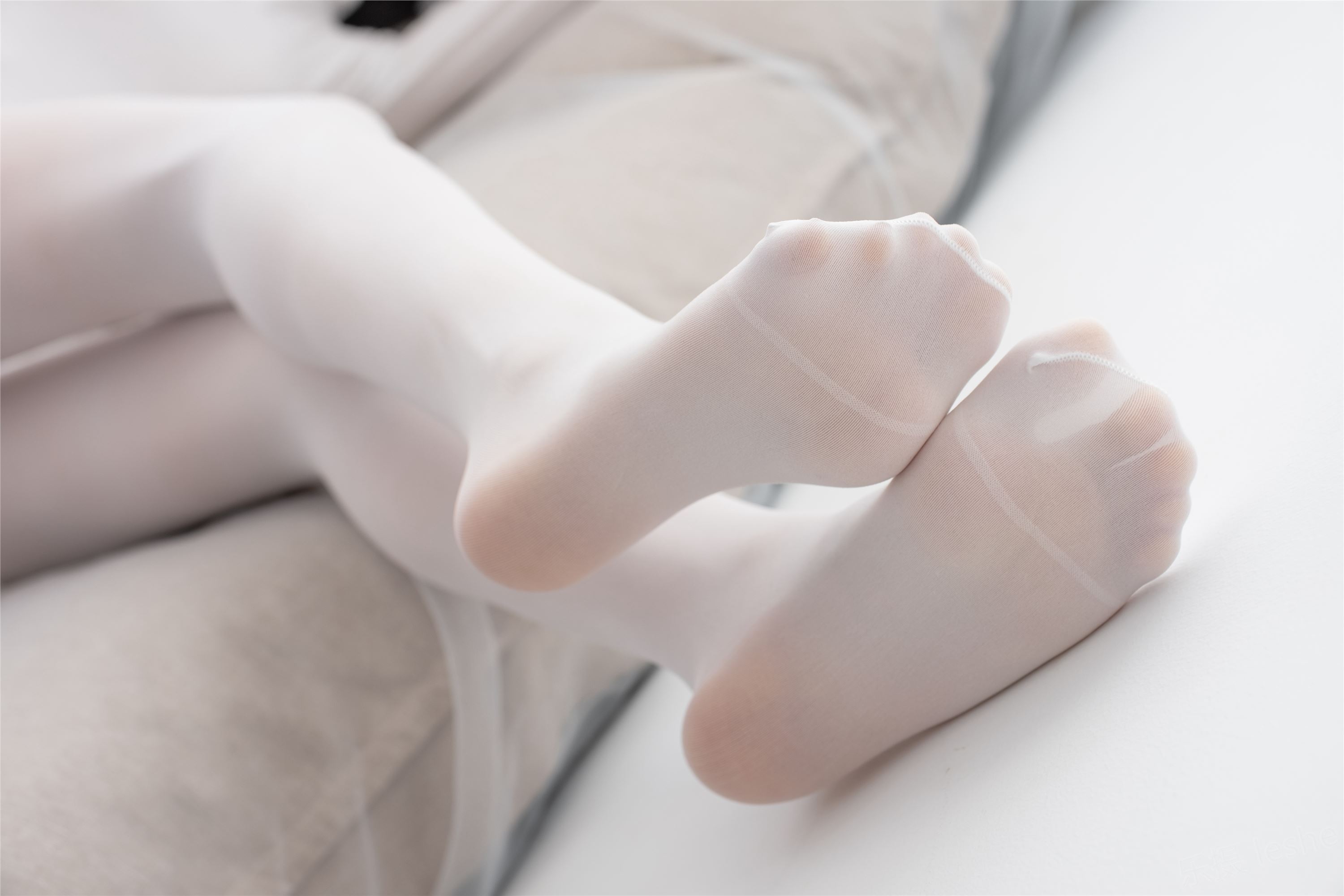 [Sen Luo consortia] photo of lolis' feet the temptation of pure white alpha-007