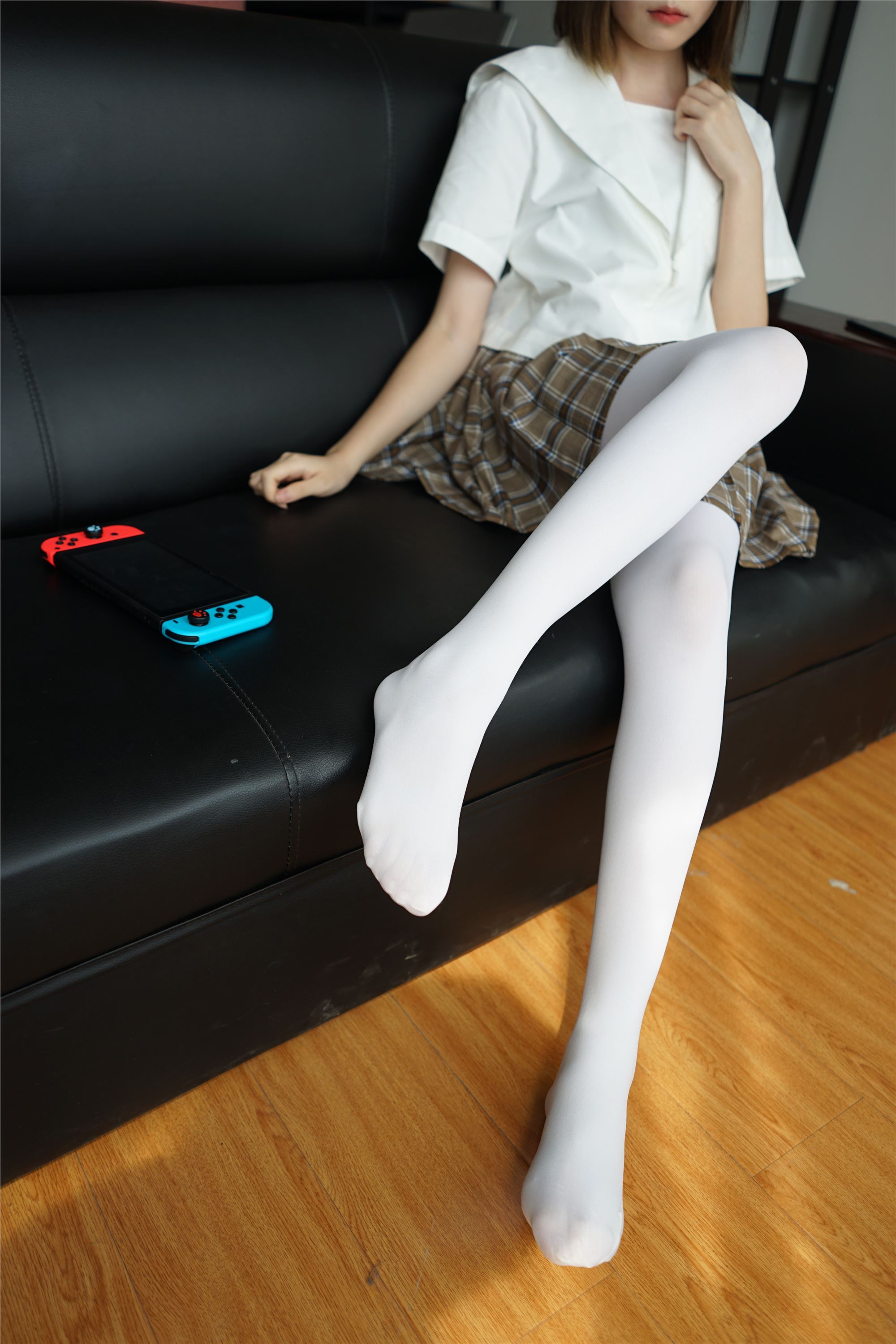 [Sen Luo consortium] lolis foot photo beta-021