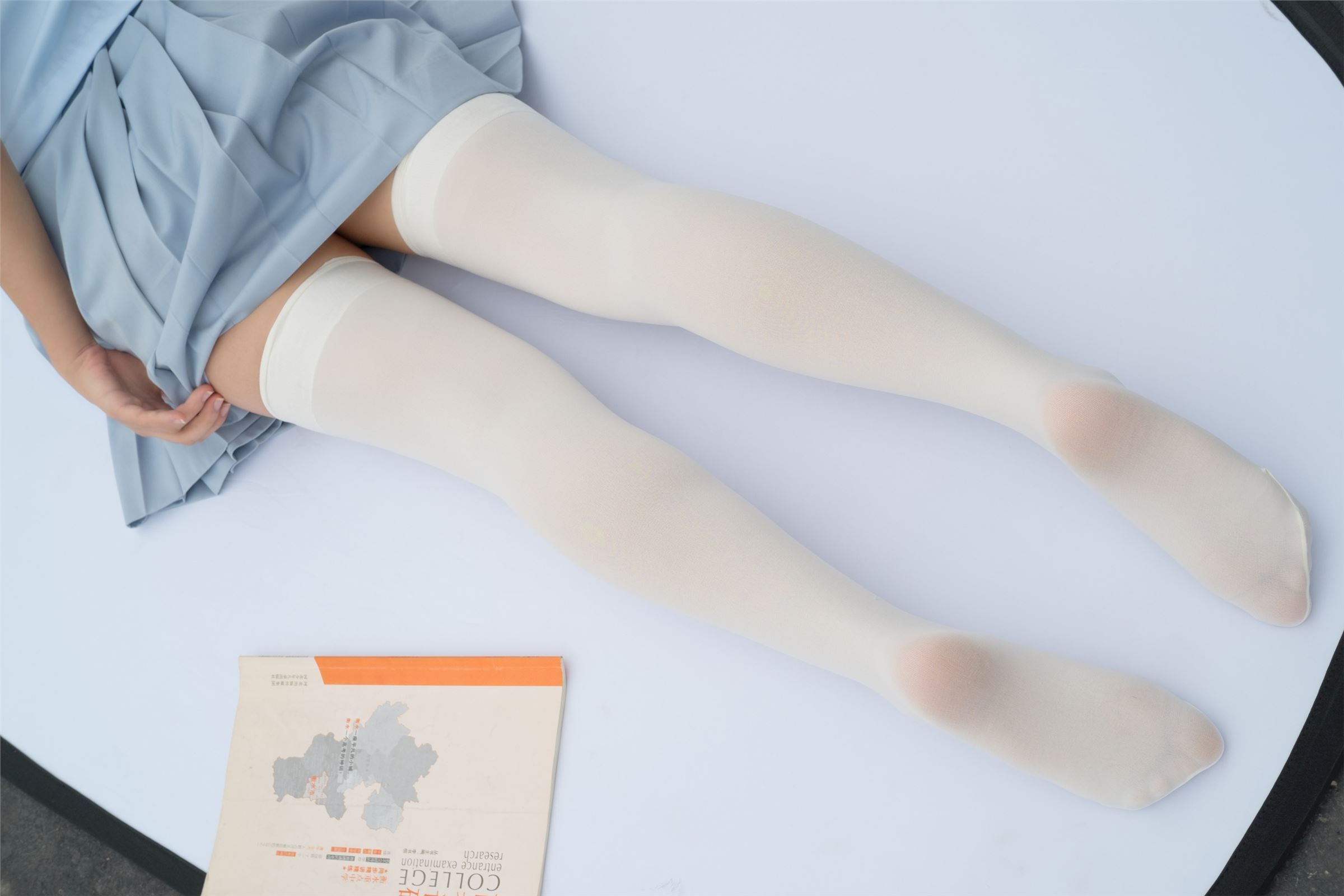 森萝财团写真 - [R15-036] 白丝高考学妹