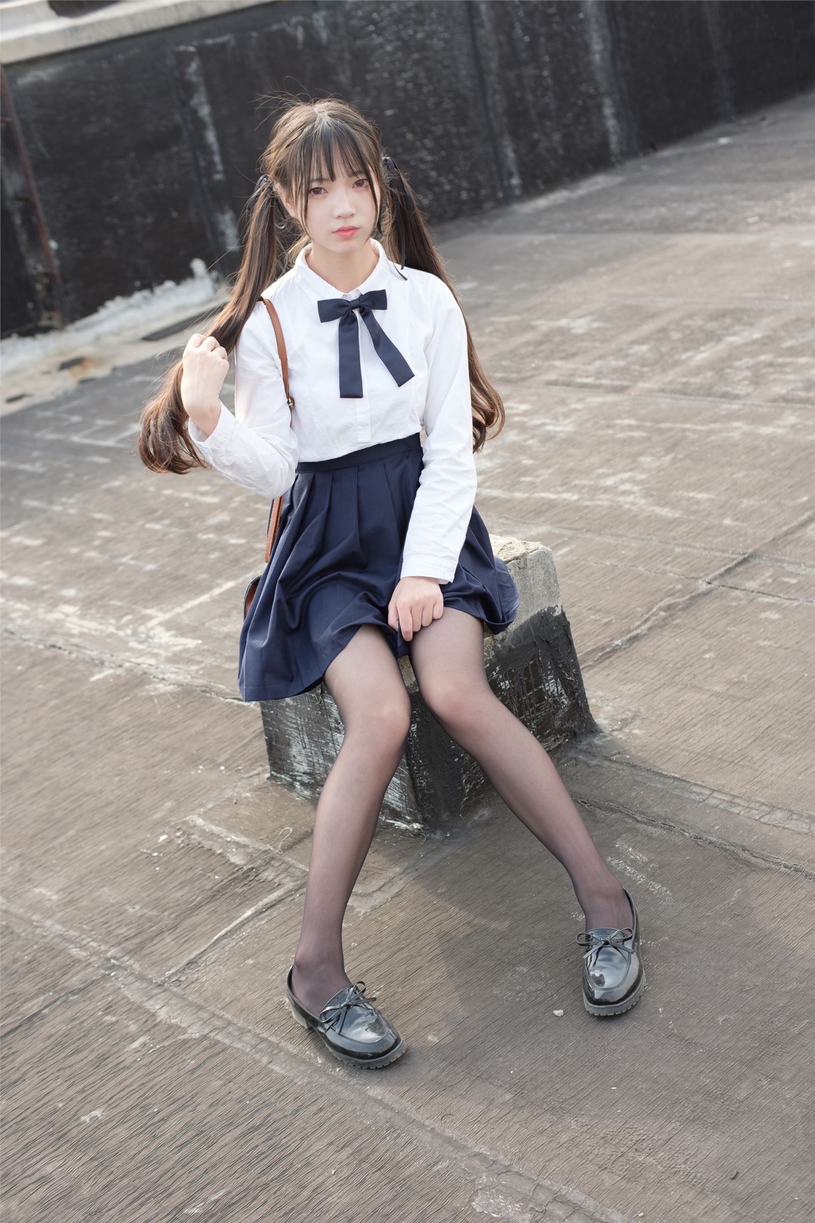 Photo by Senluo group - [ssr-009] outdoor black silk schoolgirl