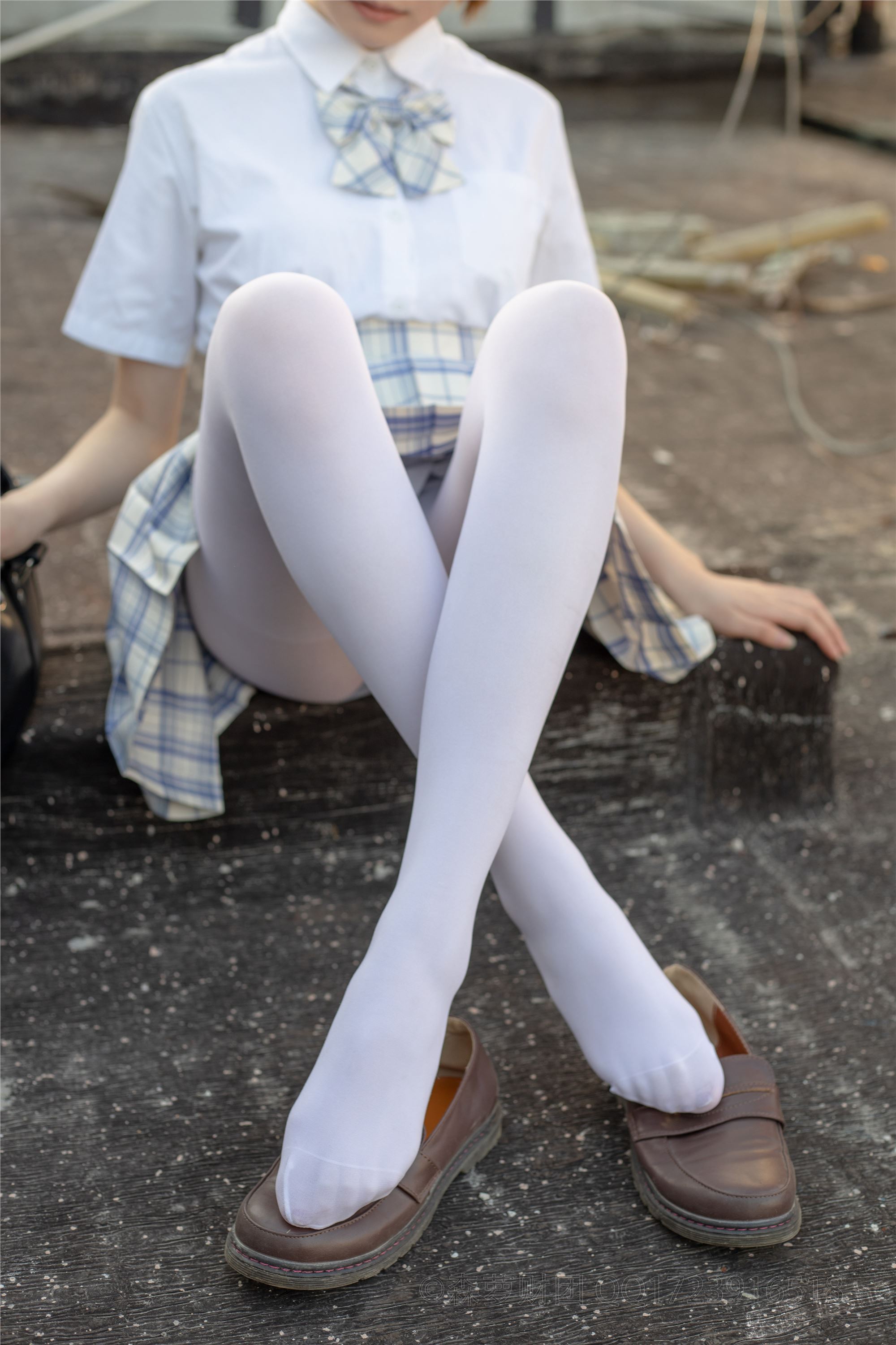 [森萝财团]萝莉丝足写真 SSR-011 棉花糖白丝少女