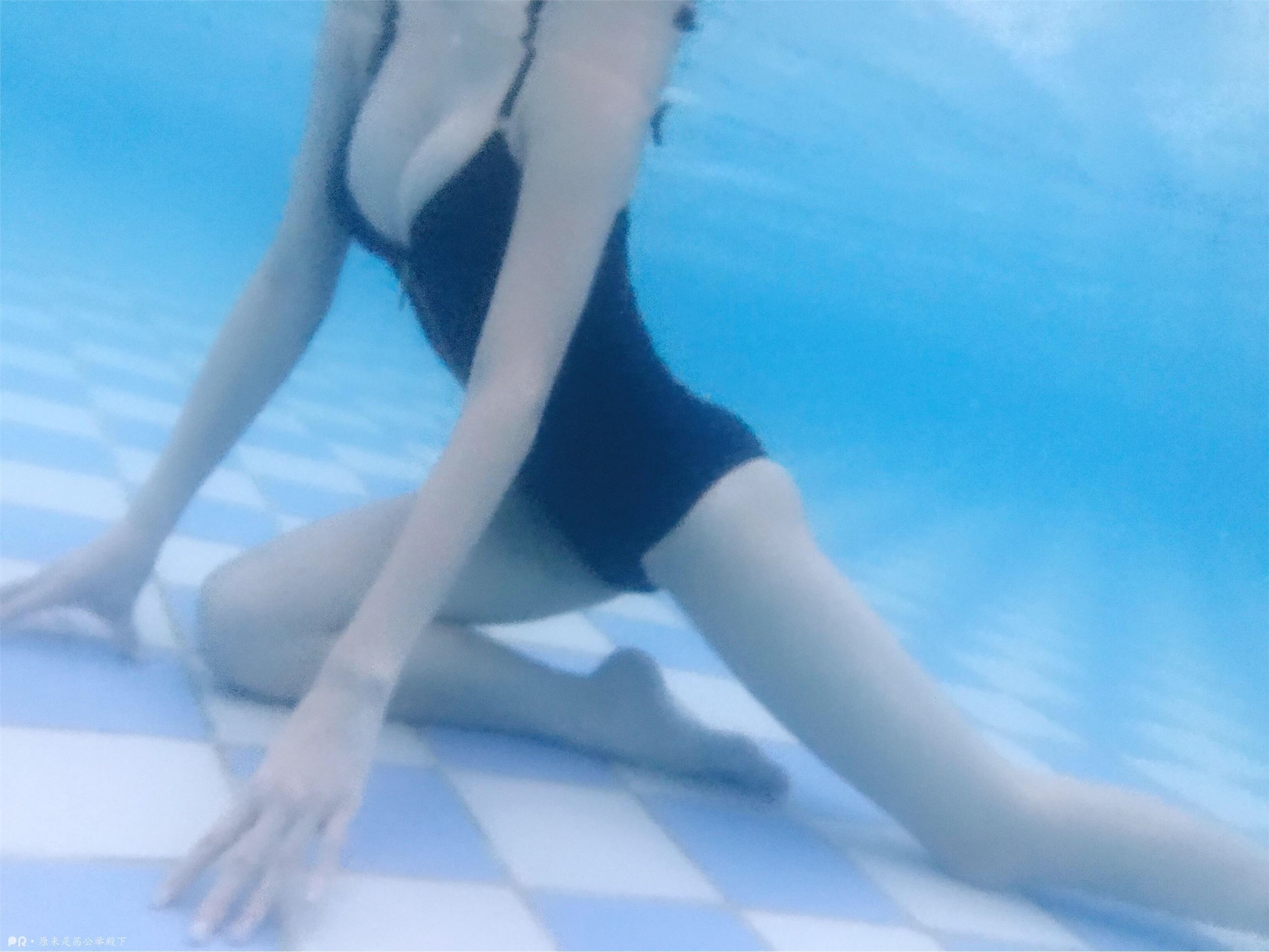 It turned out to be his highness Qian Gongju - Underwater strawberry