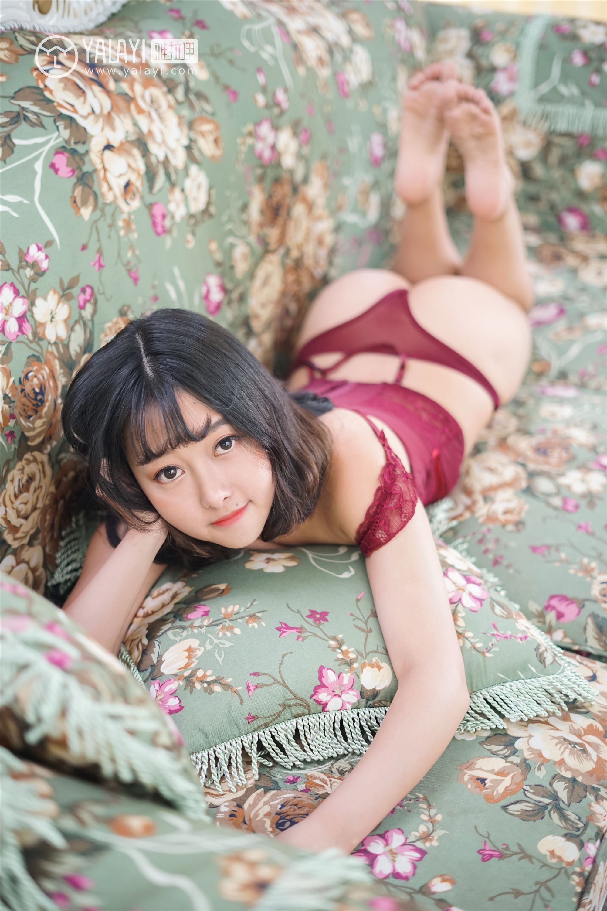 [YALAYI雅拉伊] 2018.12.28 No.025 醉在红酒杯里 王小淼