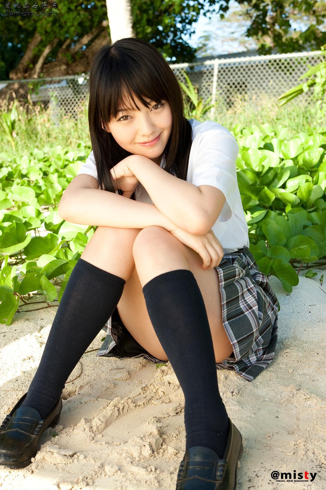 Gravure Haruka Ando