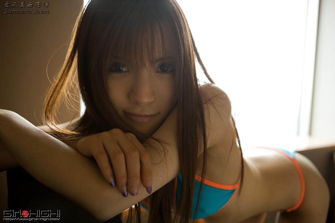 SIDE-B076 Hina ひな 18歳