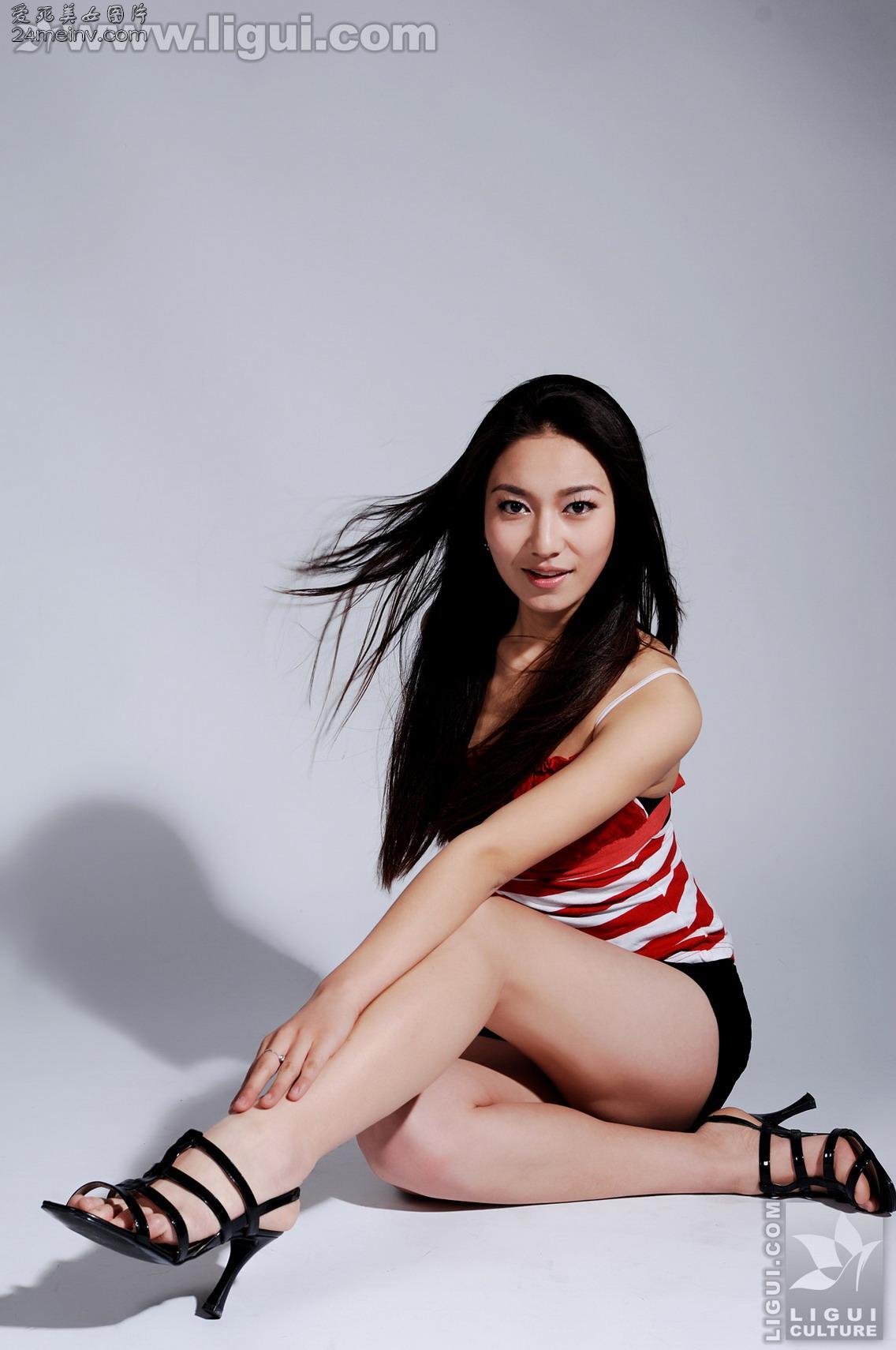 The happy life of female fitness coach Tang Jing