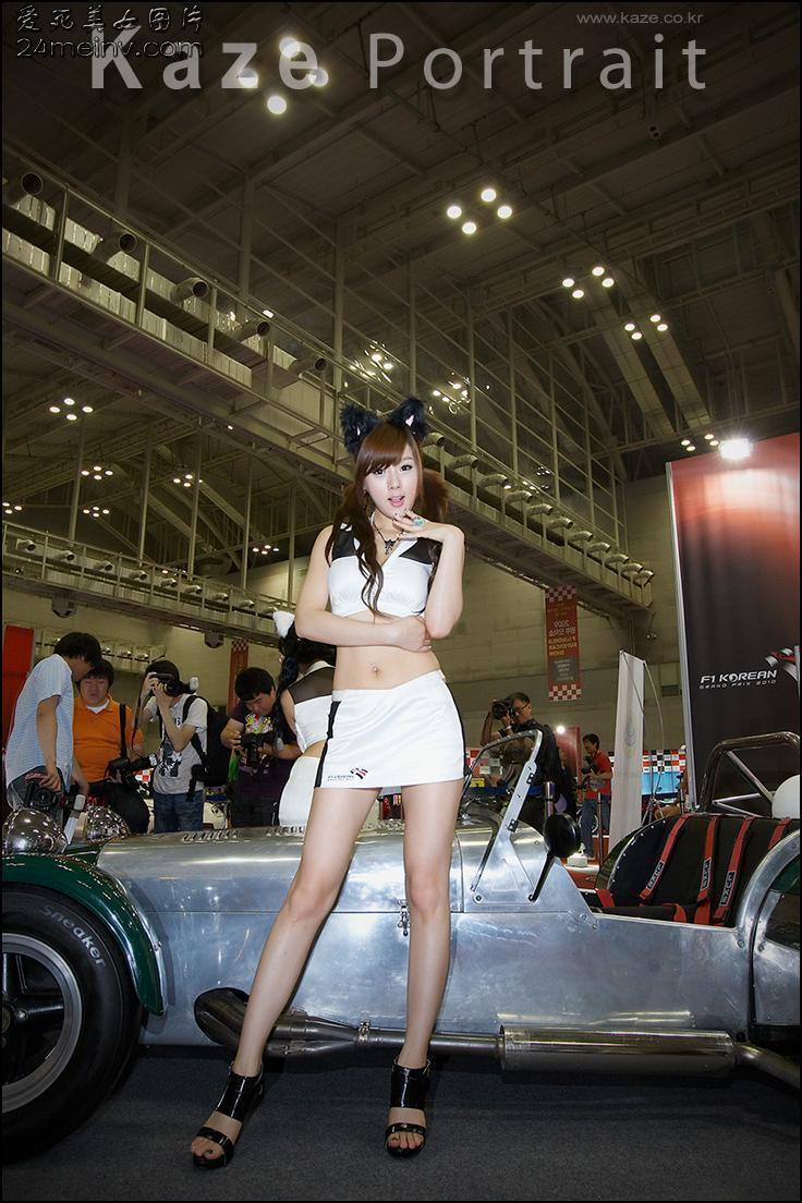 Huang Meiji - World beauty Auto Show