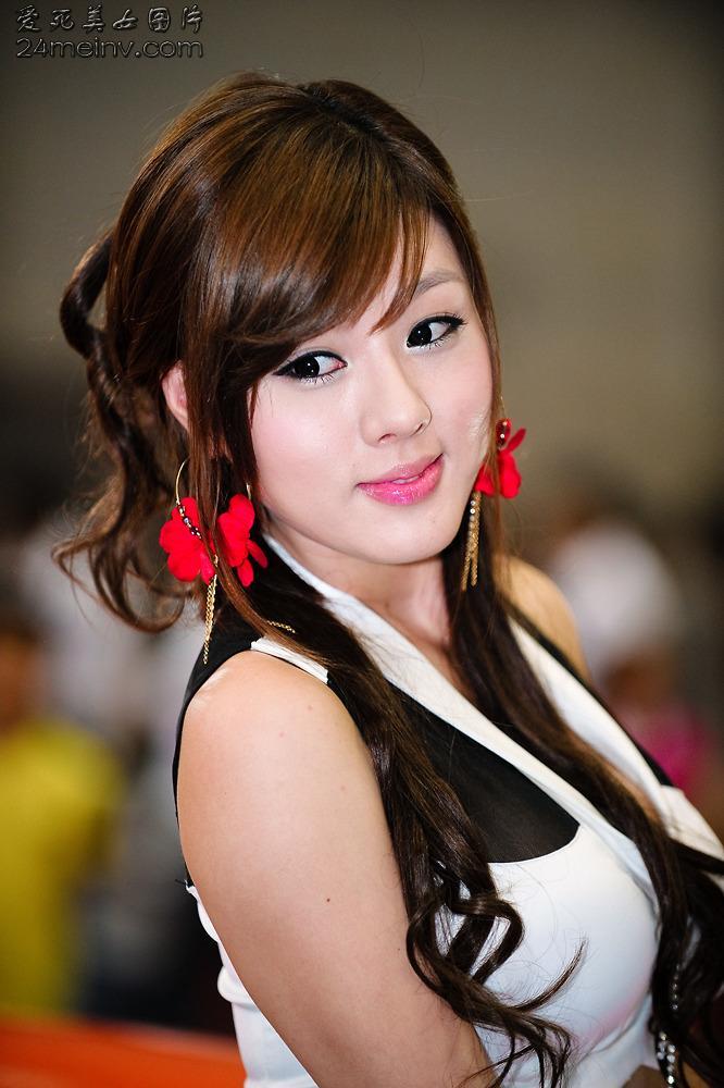 Huang Meiji - World beauty Auto Show