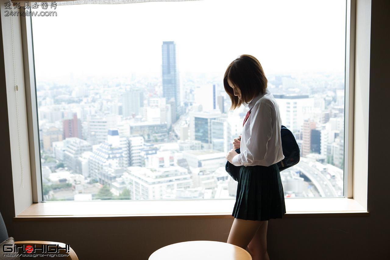 Miina みぃな 学生制服