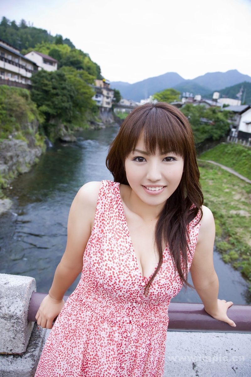 Isoyama Sayaka