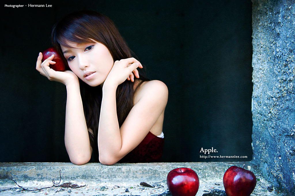 Apple beautiful sister