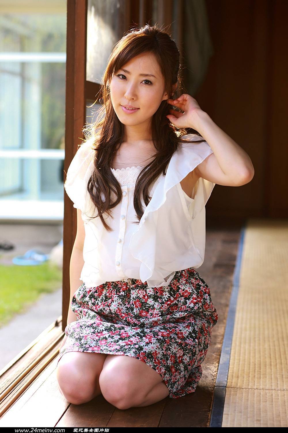 桜井まりMari Sakurai