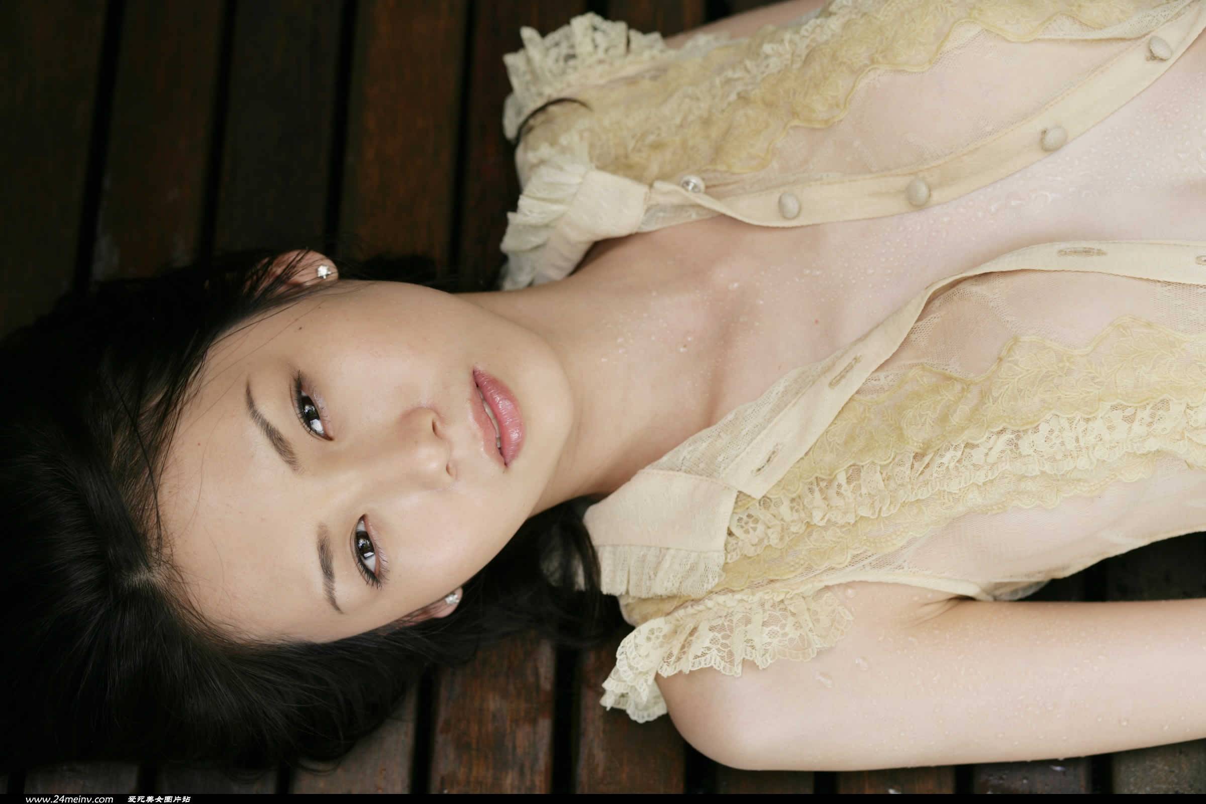 长谷川惠美 Emi Hasekawa