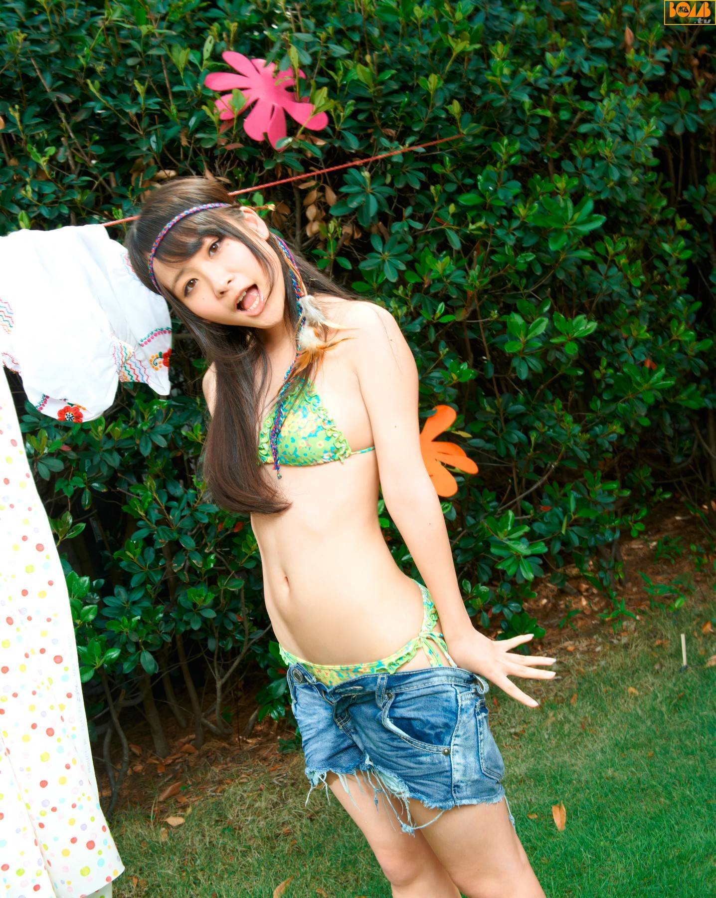 [Bomb.tv] [07.01] GRavURE Channel 2012.07 日本美女图片