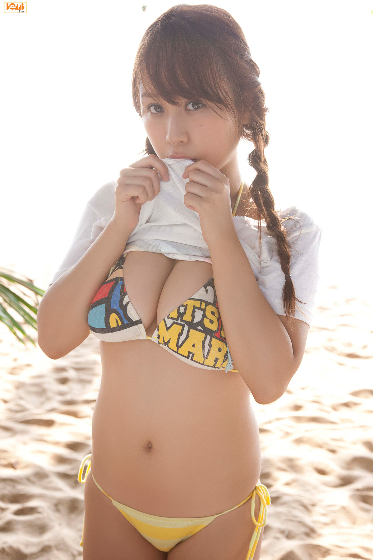 西田麻衣 夏美 [Bomb.tv] GRavURE Channel 2013年02月號