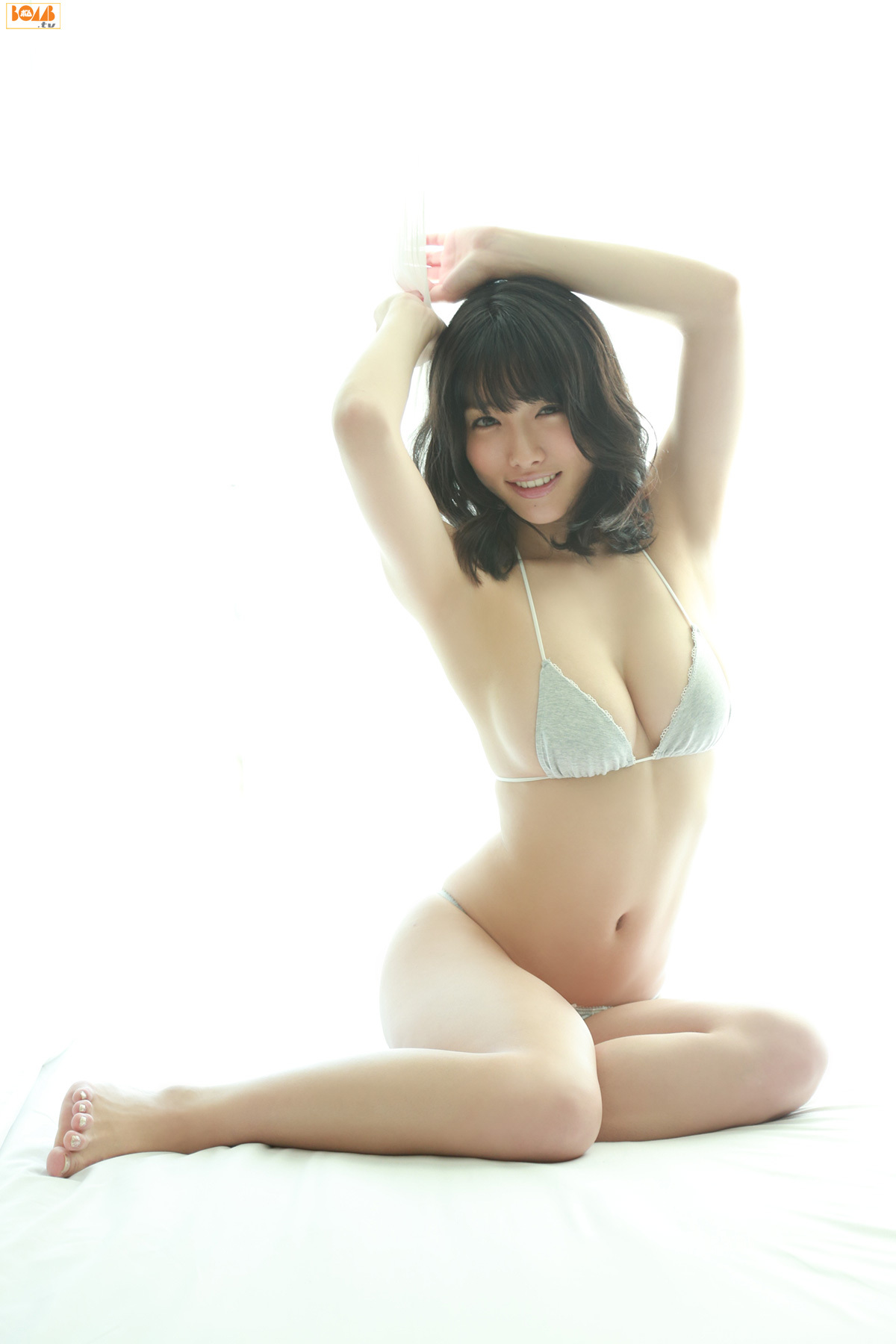 [Bomb.tv] GRavURE Channel week1 今野杏南 生駒里奈