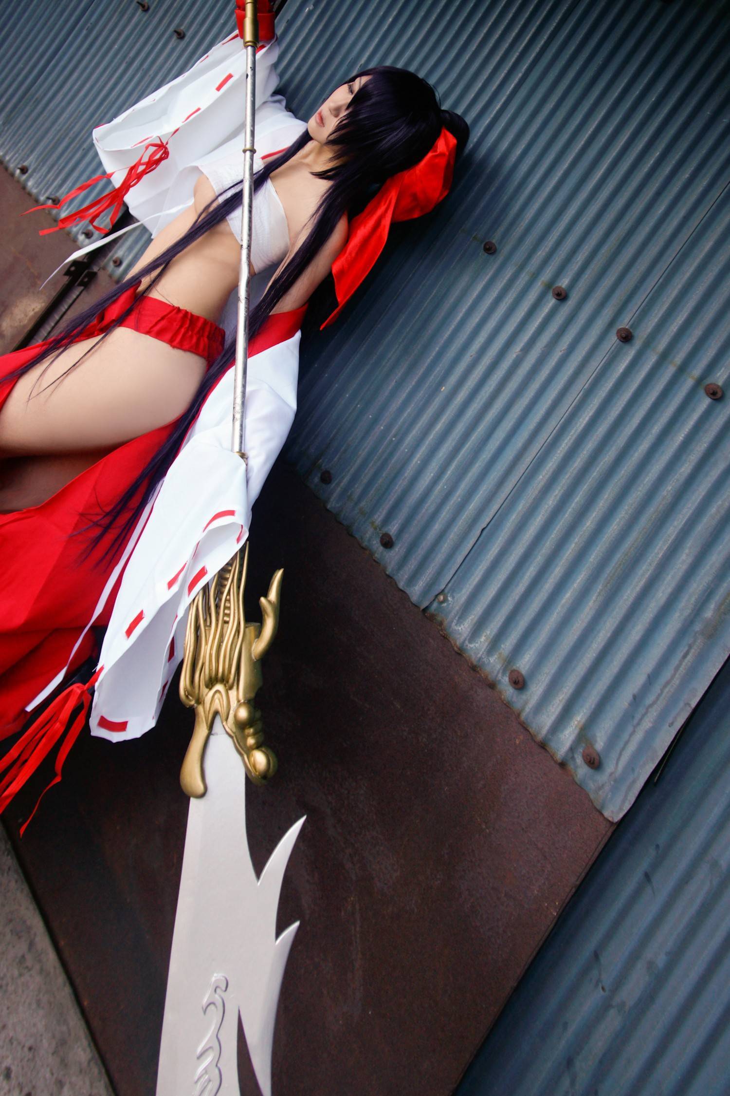 【Cosplay】2013.12.07穿女祭司礼服的超热Kanu Unchou