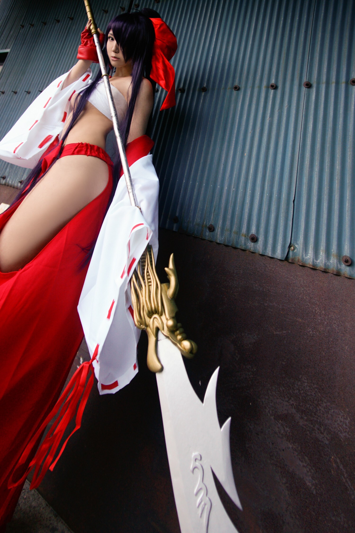 【Cosplay】2013.12.07穿女祭司礼服的超热Kanu Unchou