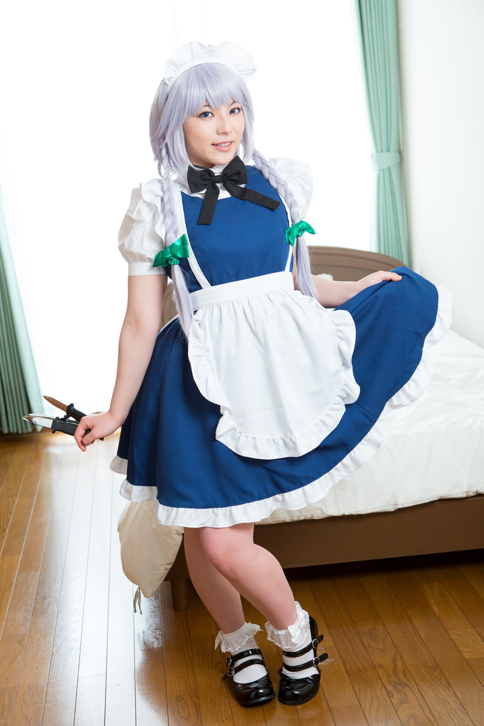 [Cosplay] 2013.04.13 Touhou Project - Izayoi Sakuya great body and shaved pussy