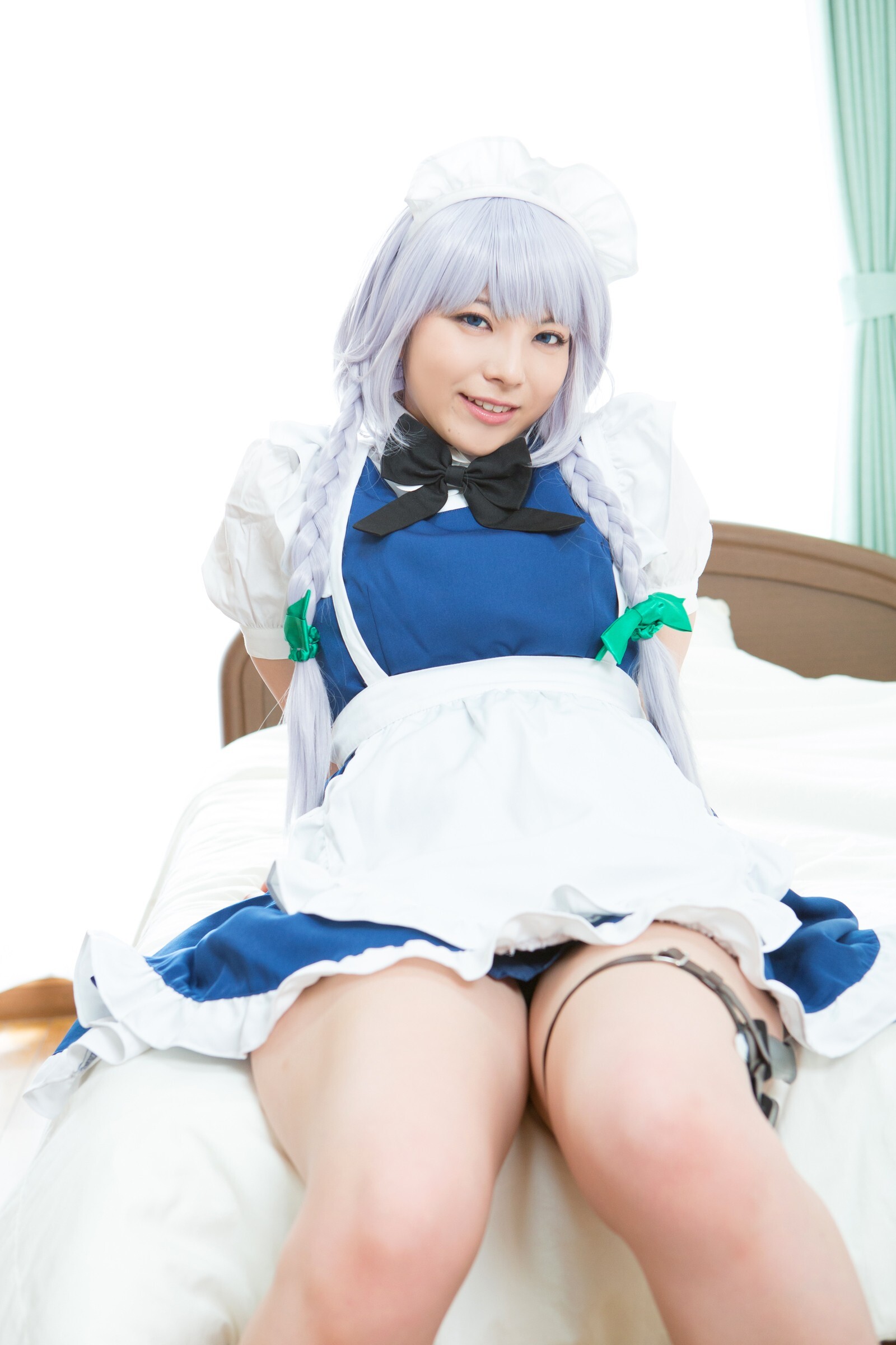 [Cosplay] 2013.04.13 Touhou Project - Izayoi Sakuya great body and shaved pussy