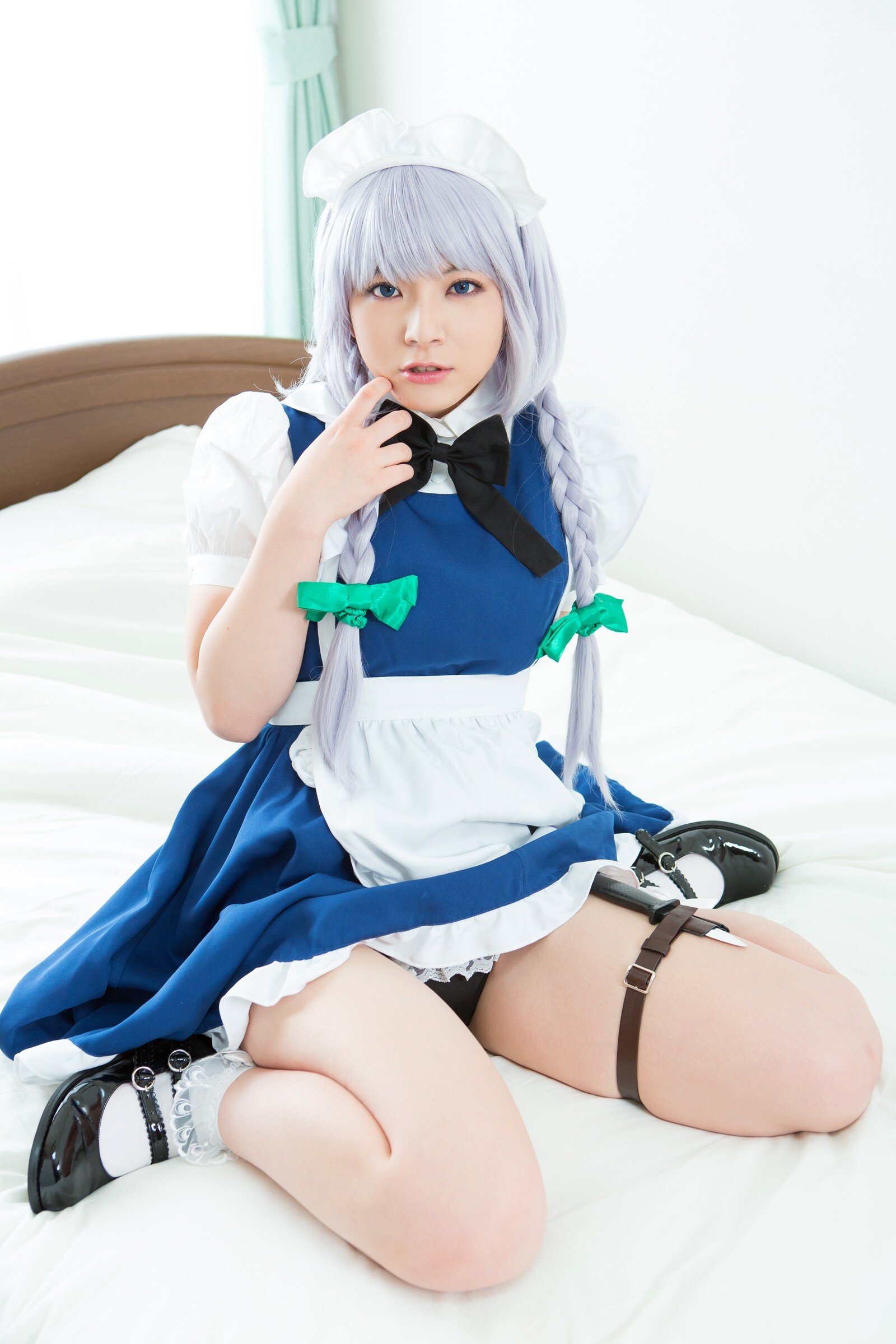 [Cosplay] 2013.04.13 Touhou Project - Izayoi Sakuya great body and shaved pussy