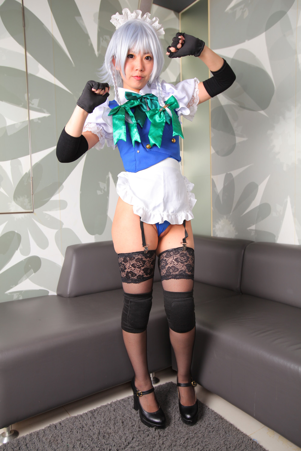 [Cosplay] New Touhou Project Set - Hot Izayoi Sakuya