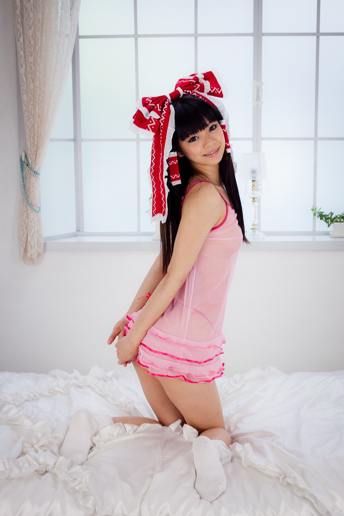 [Cosplay] Touhou Project - Reimu Hakurei with naughty face and great ass and tits