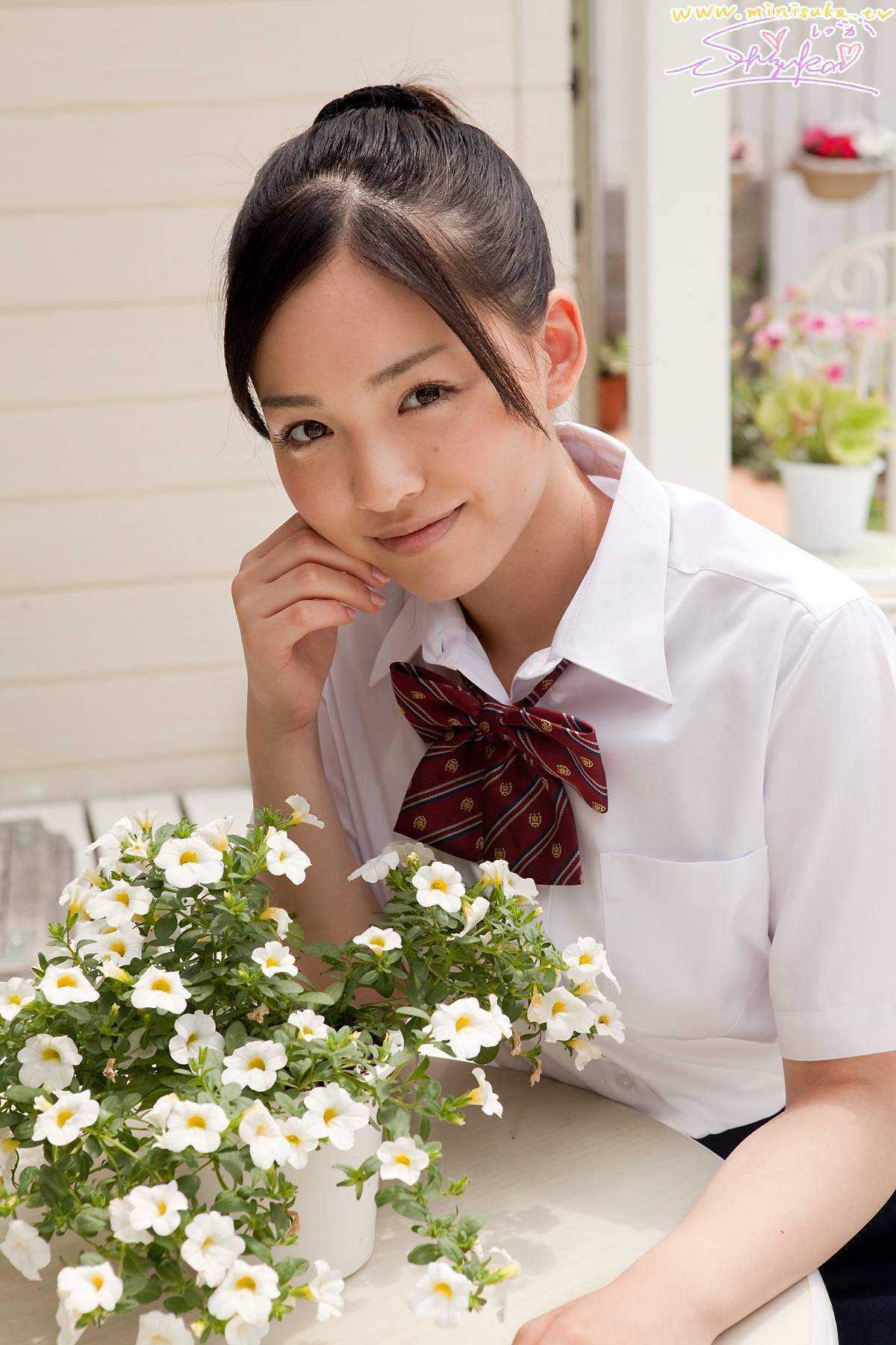 Japanese woman photography Minisuka. TV 2012.12.15 Shizuka Izuka